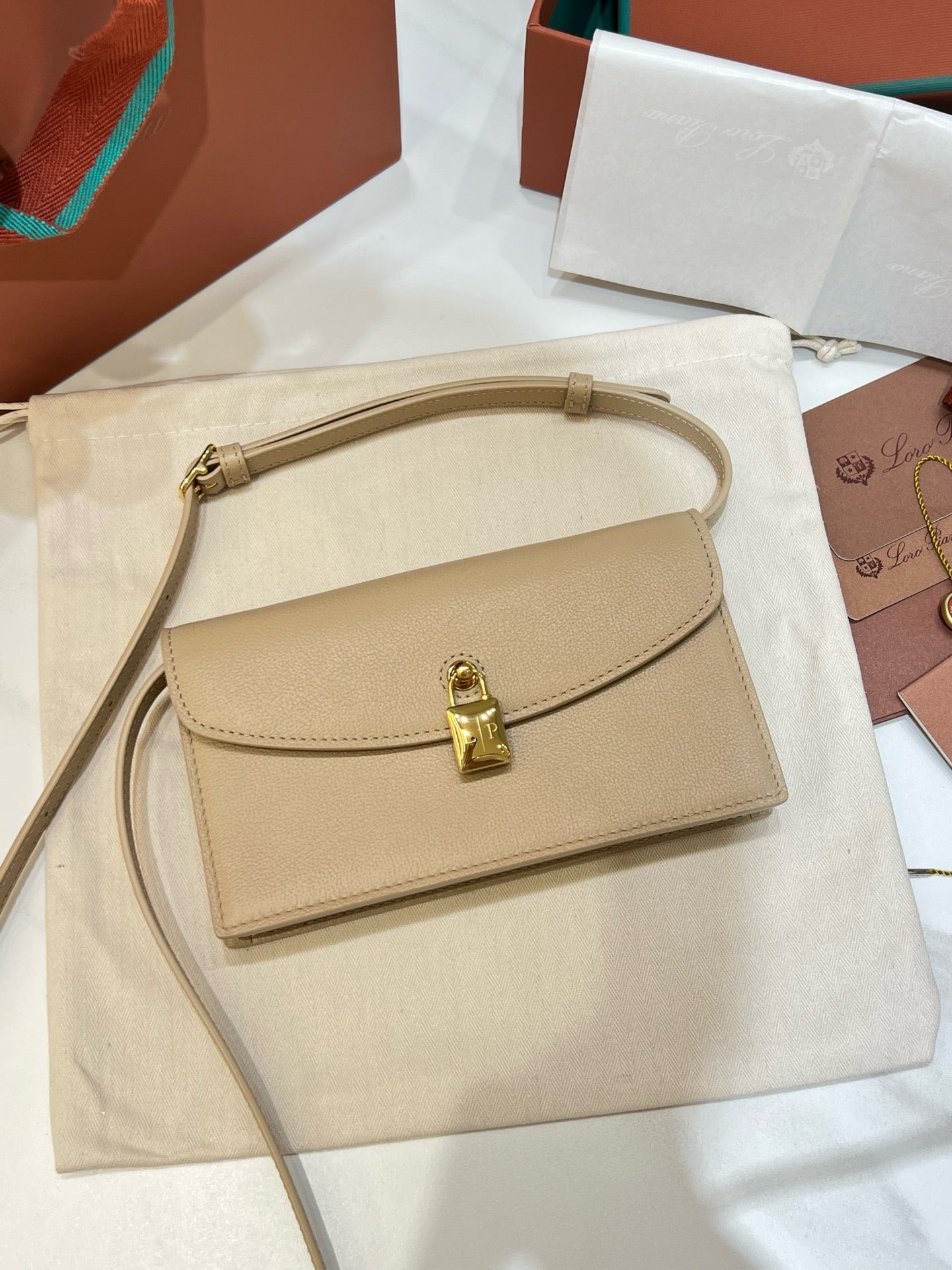 L 엑스트라 포쉐트 미니백