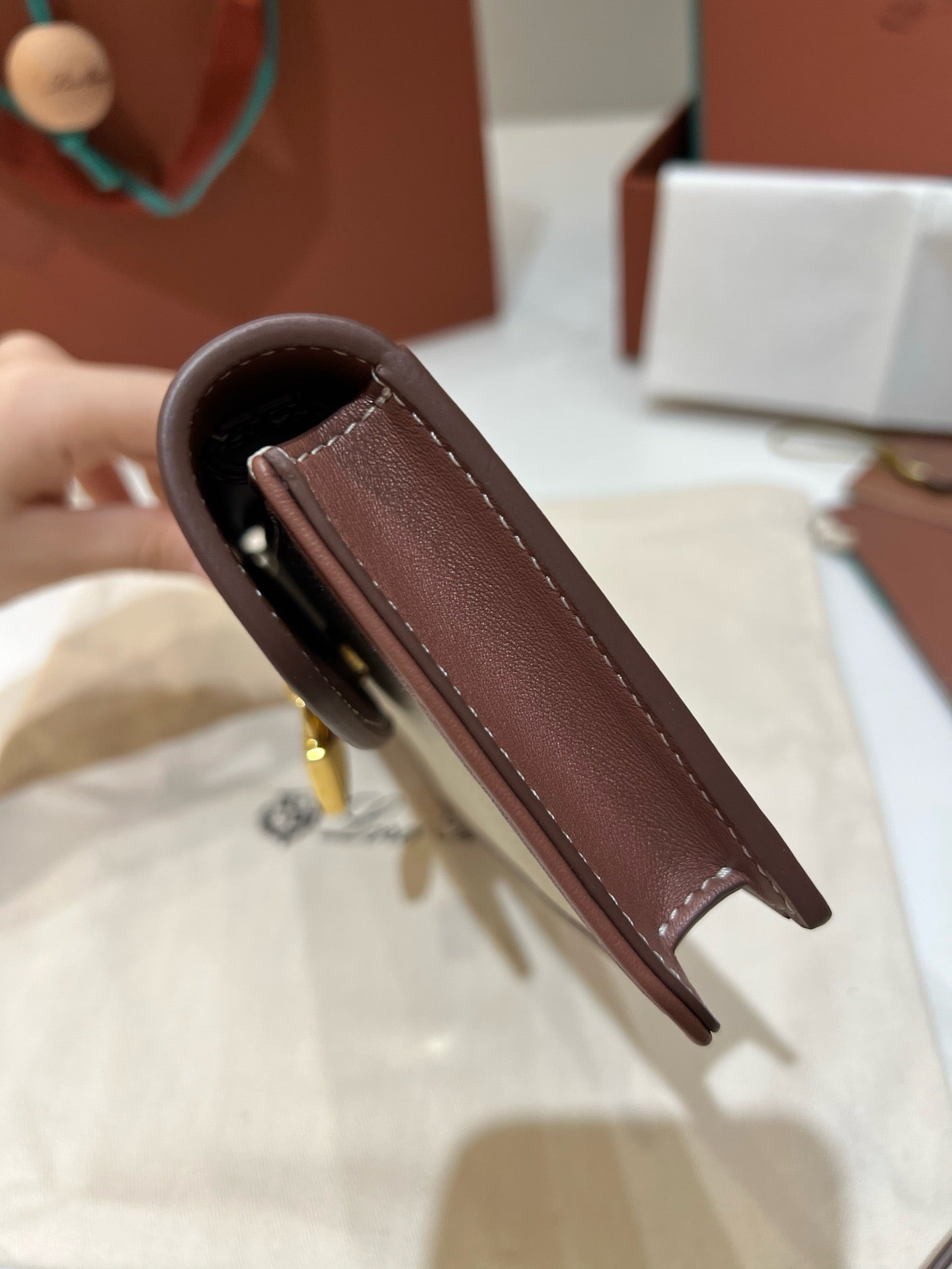 L 엑스트라 포쉐트 미니백