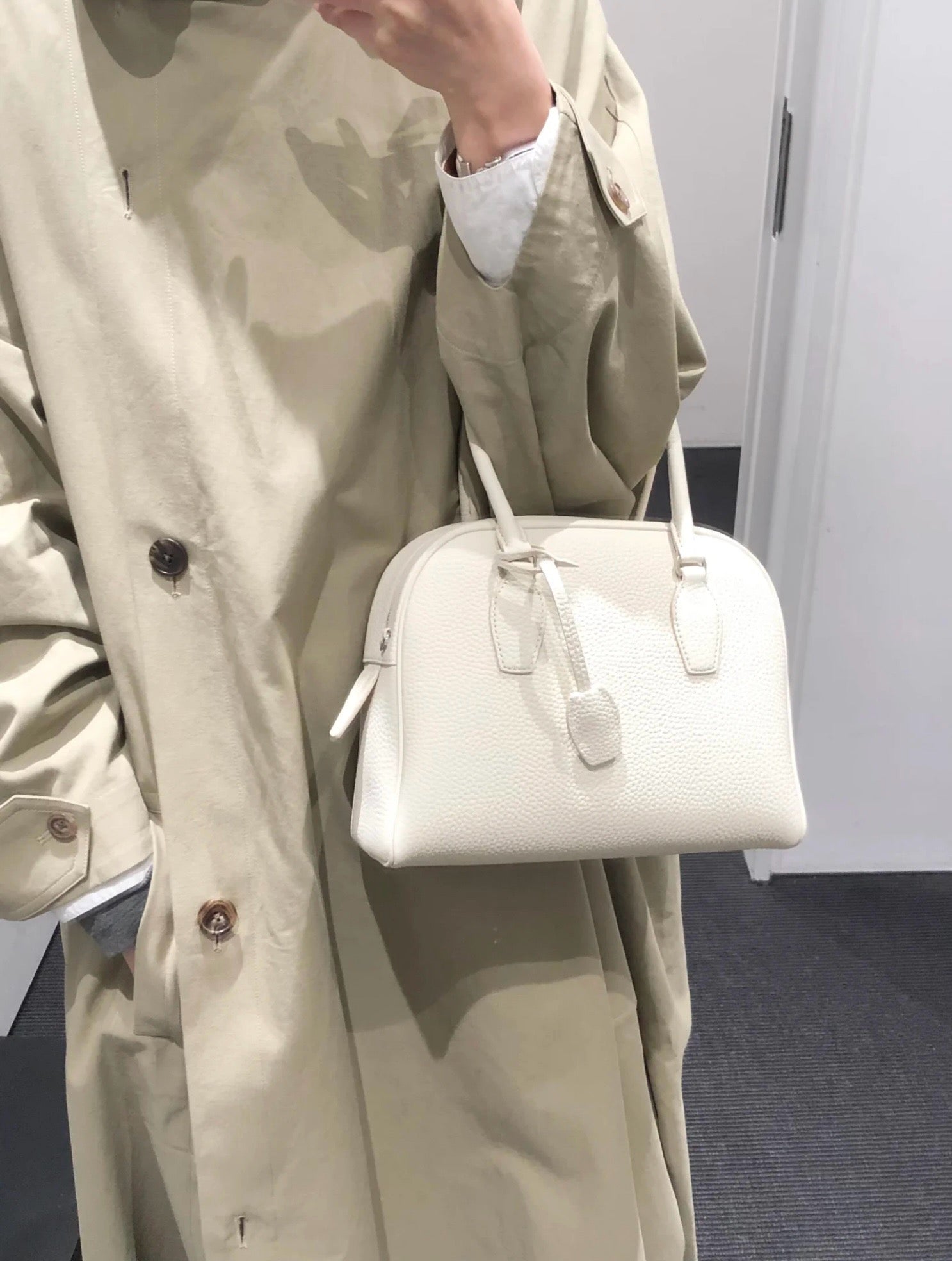더로우 인디아 10 그레인레더백