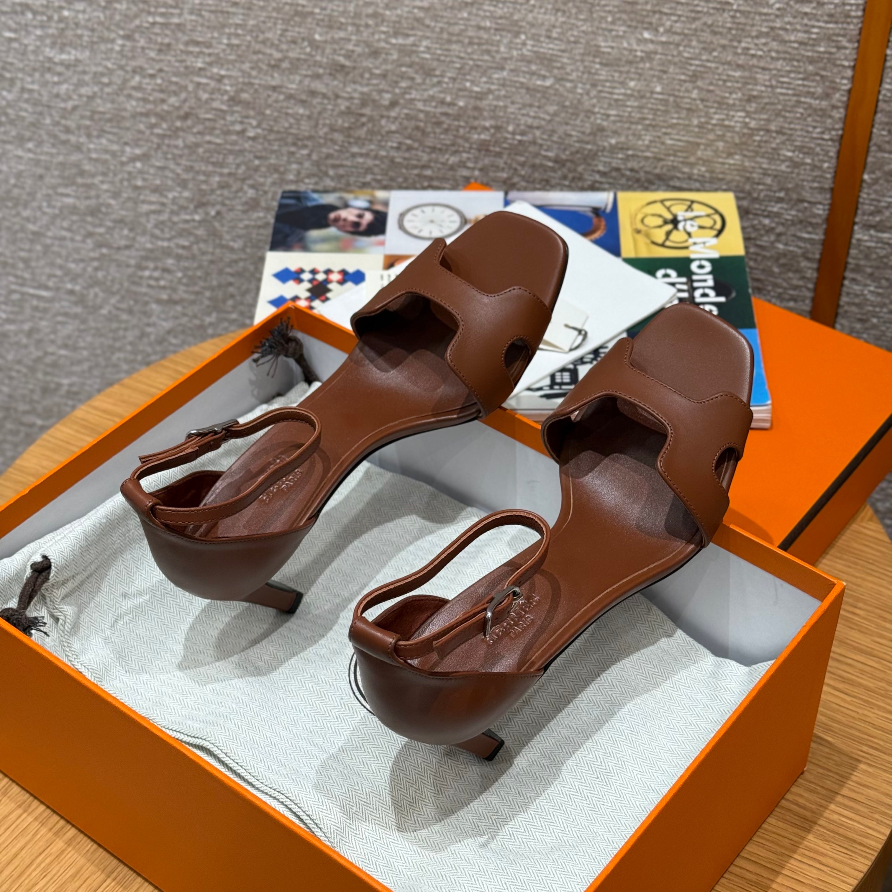 에르메스 조이 70 샌들