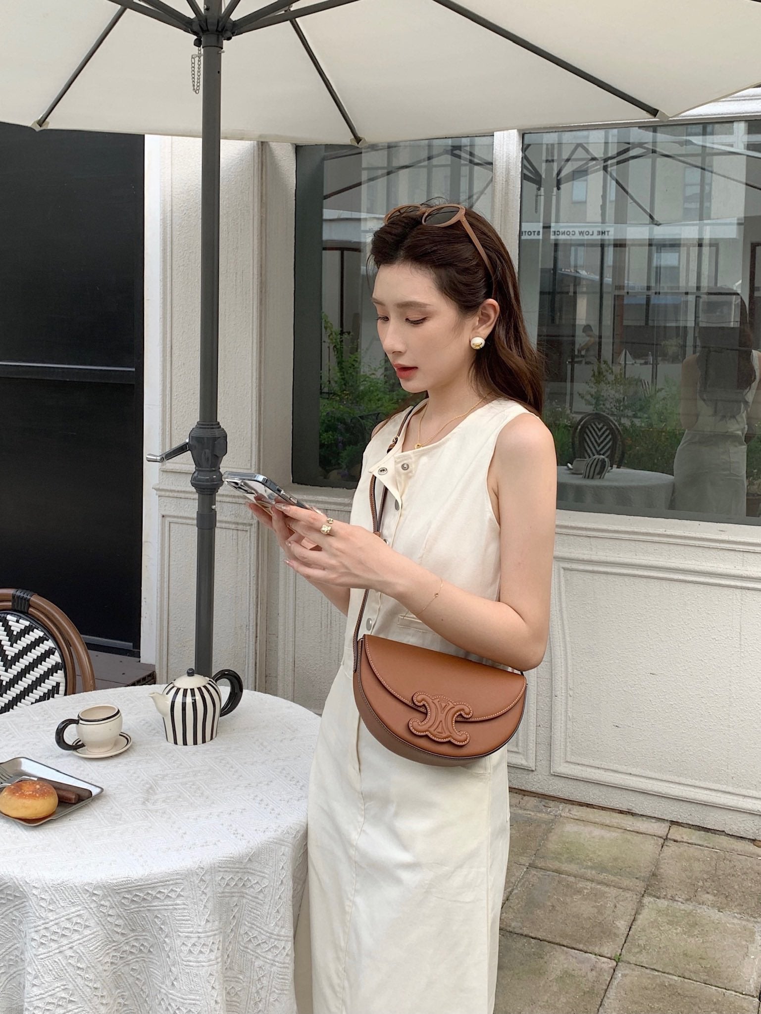 CEL 퀴르 트리옹프 베사체백