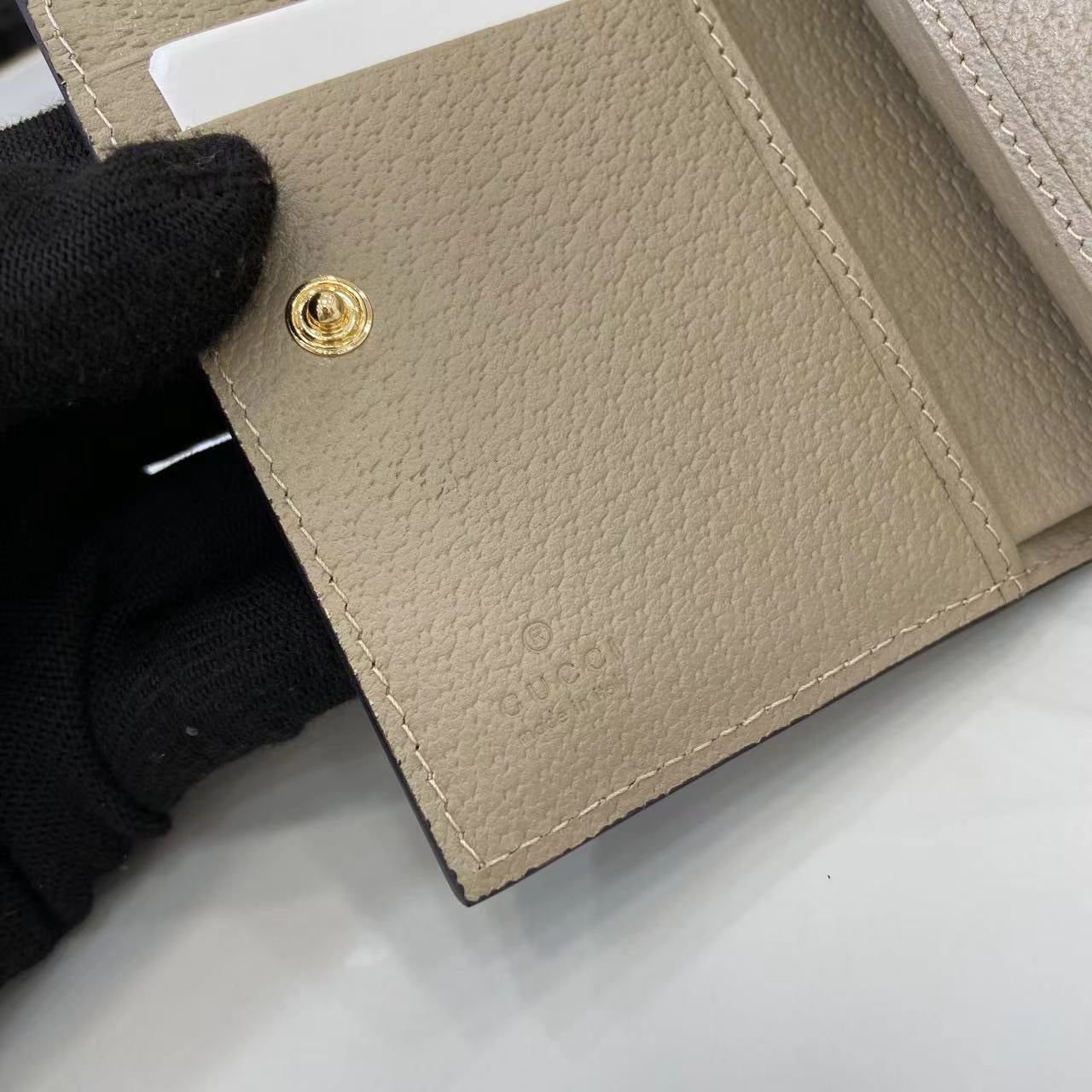 구찌 오피디아 스몰 사이즈 지갑