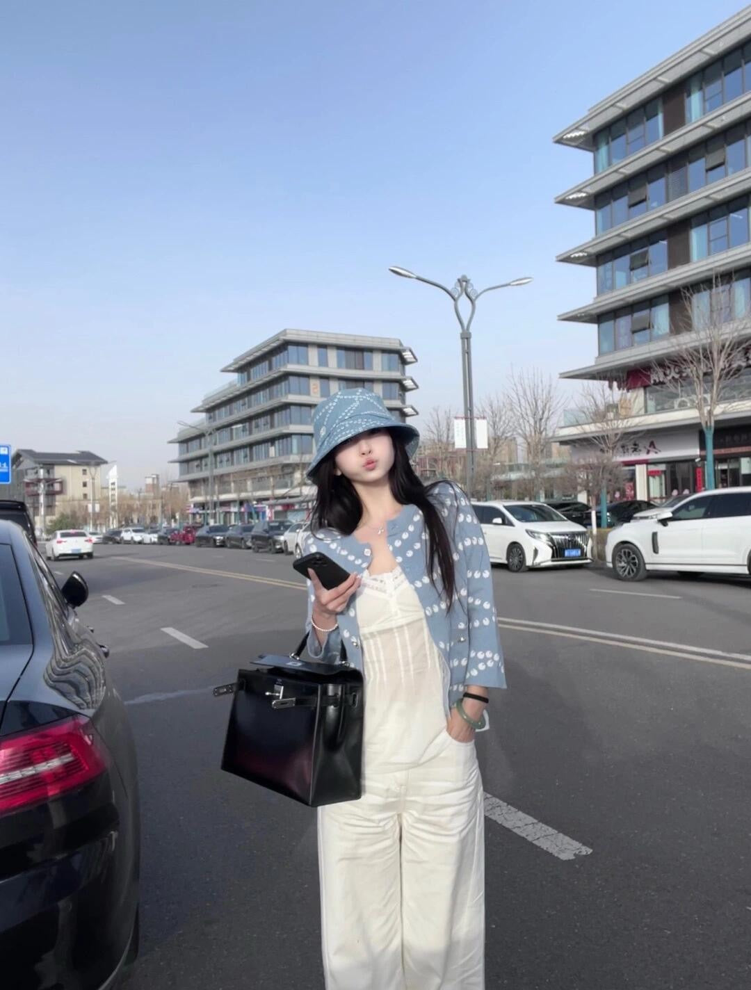 C 버킷햇 2