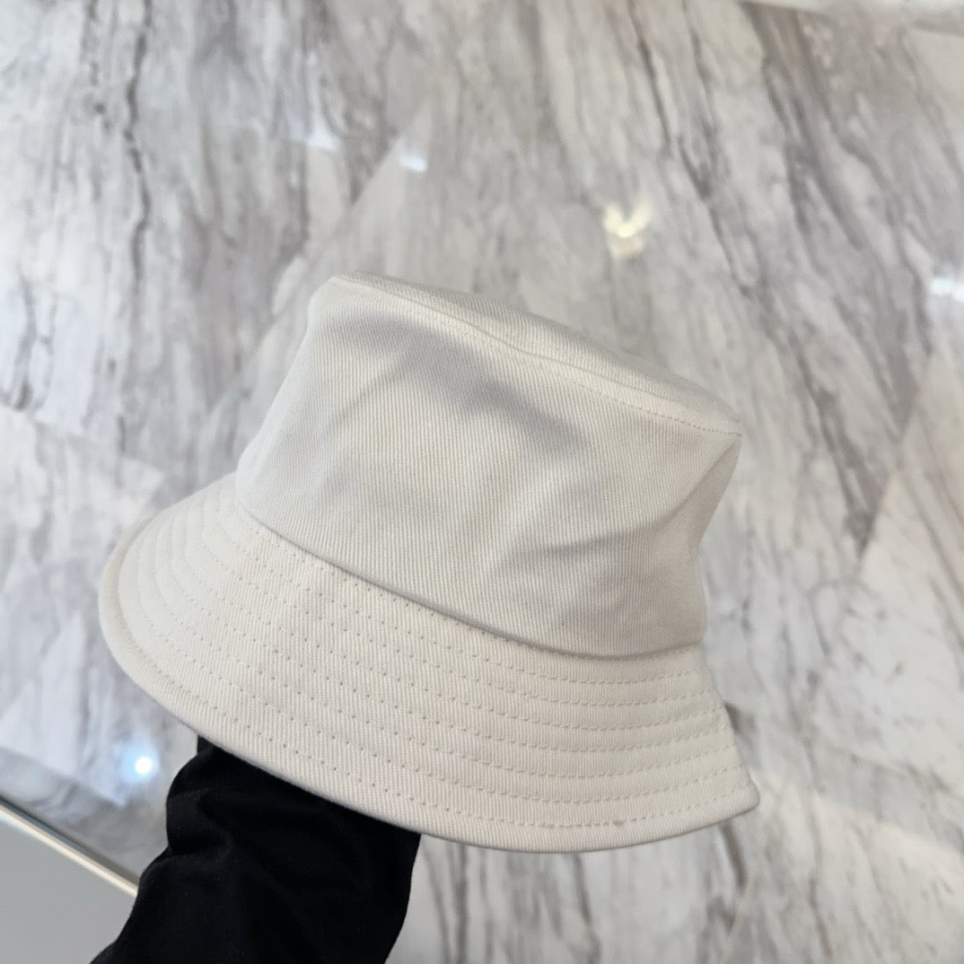 C 버킷햇 1