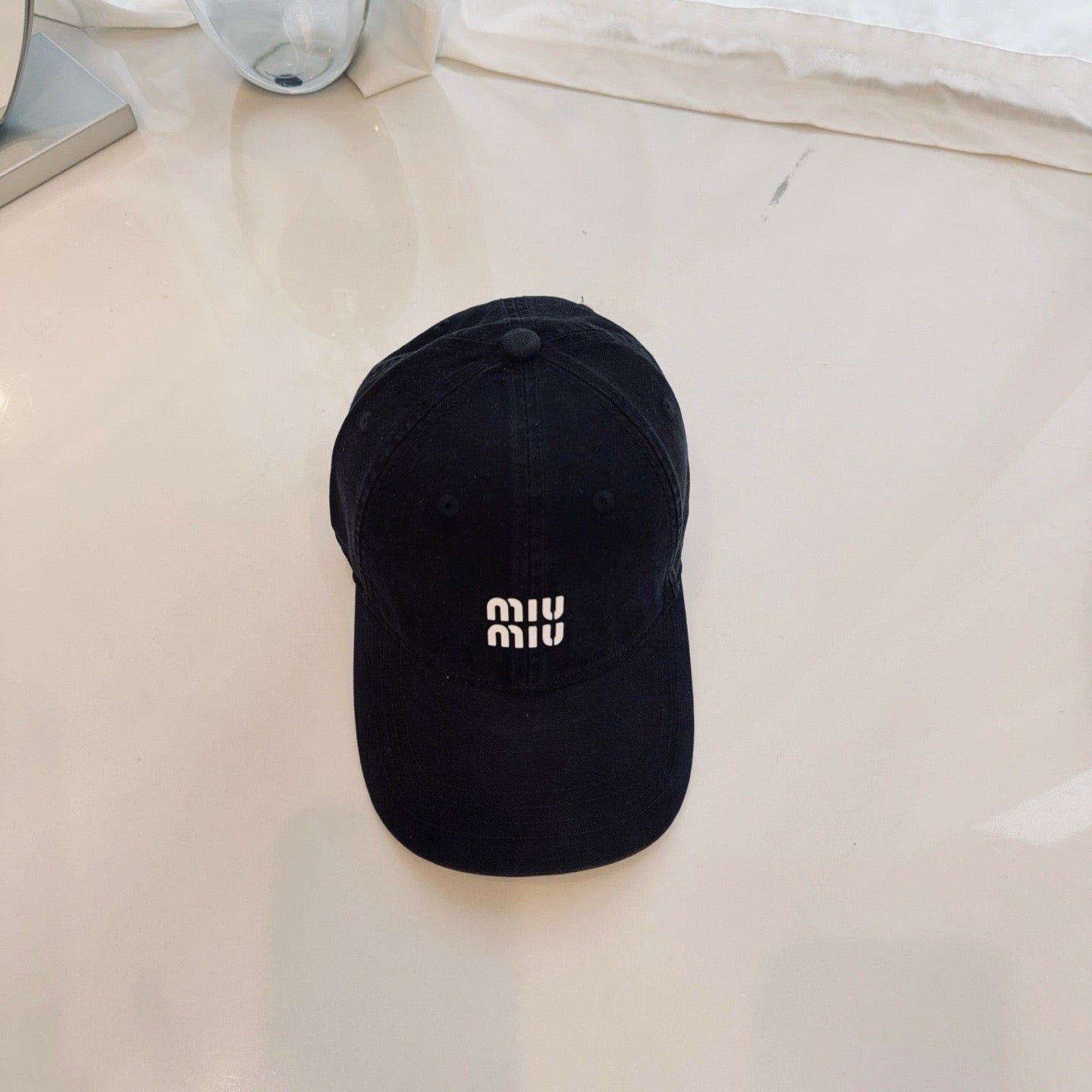 미우미우 볼캡 2