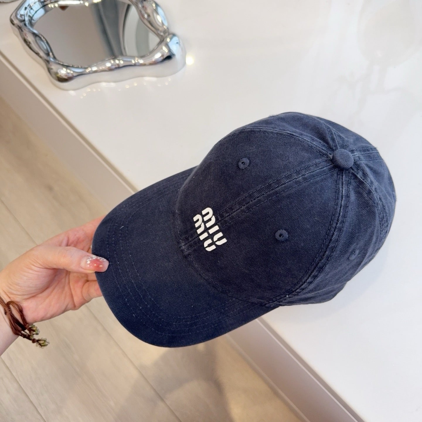 미우미우 볼캡 2
