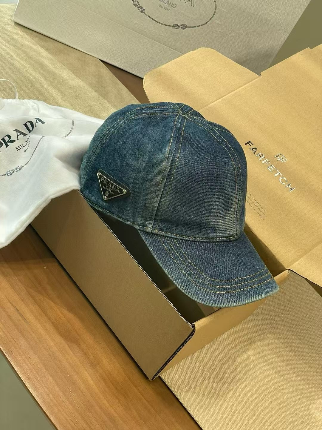 프라다 볼캡 (데님)