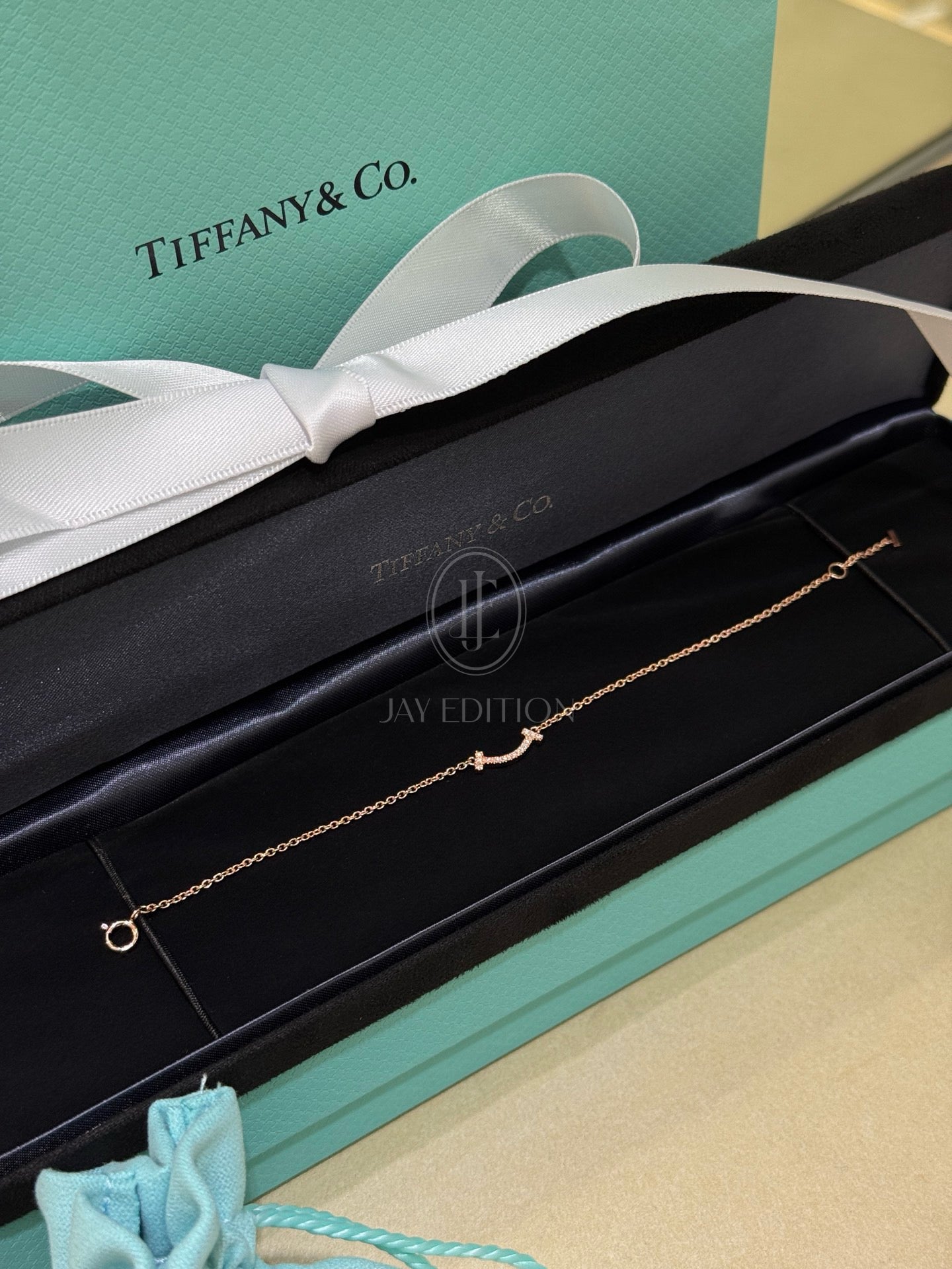 티파니 T 스마일 브레이슬릿 (18K)