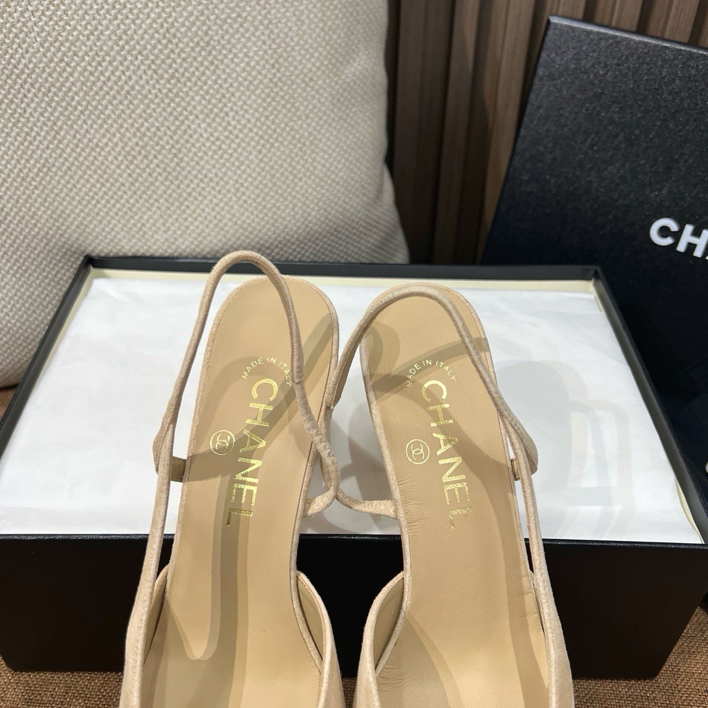C 스웨이드 슬링백 미드힐