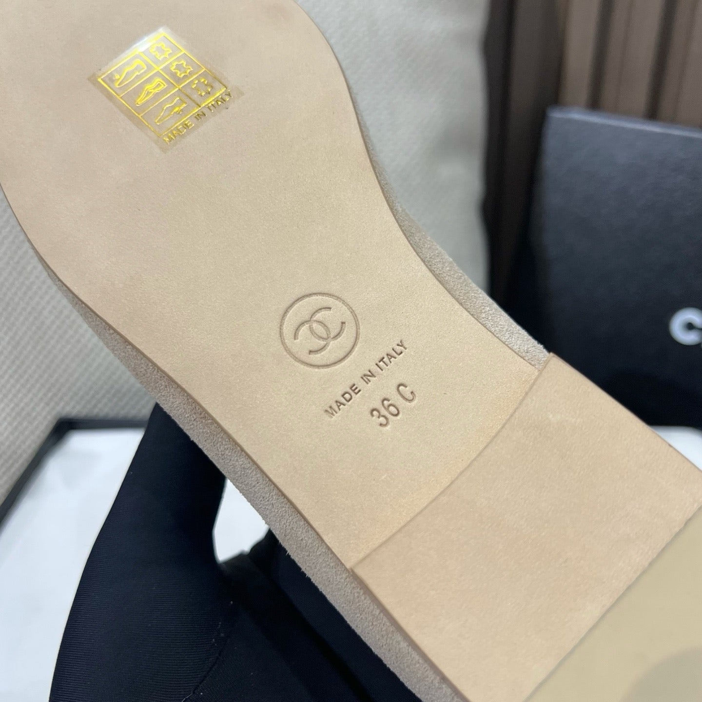 C 스웨이드 발레리나 플랫