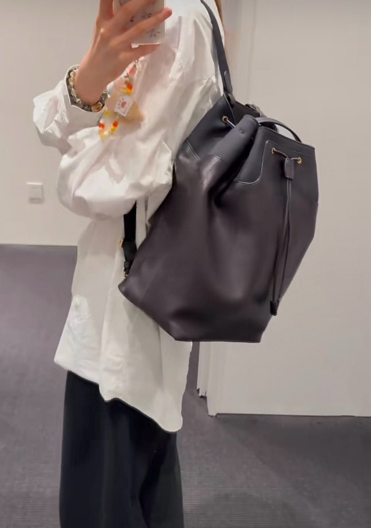 더로우 스프링 레더 캔버스 백팩