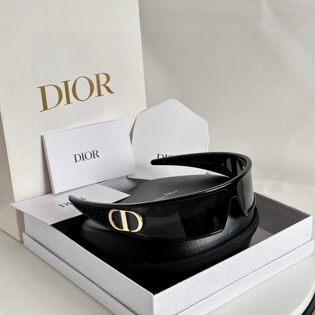 디올 VeryDior M1U 선글라스