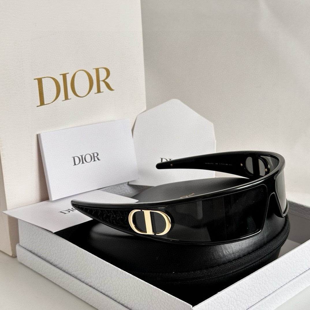 디올 VeryDior M1U 선글라스