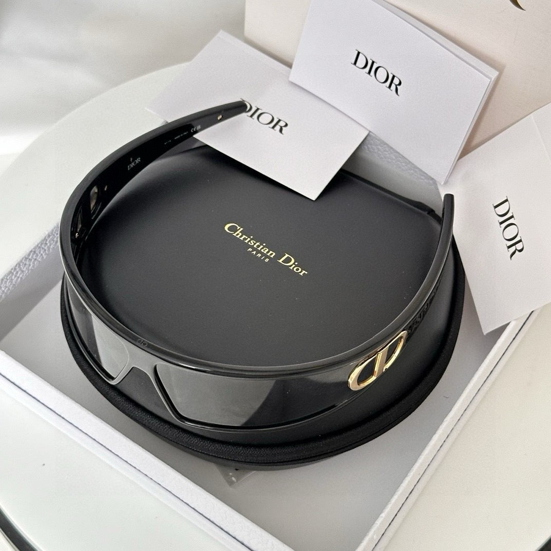 디올 VeryDior M1U 선글라스