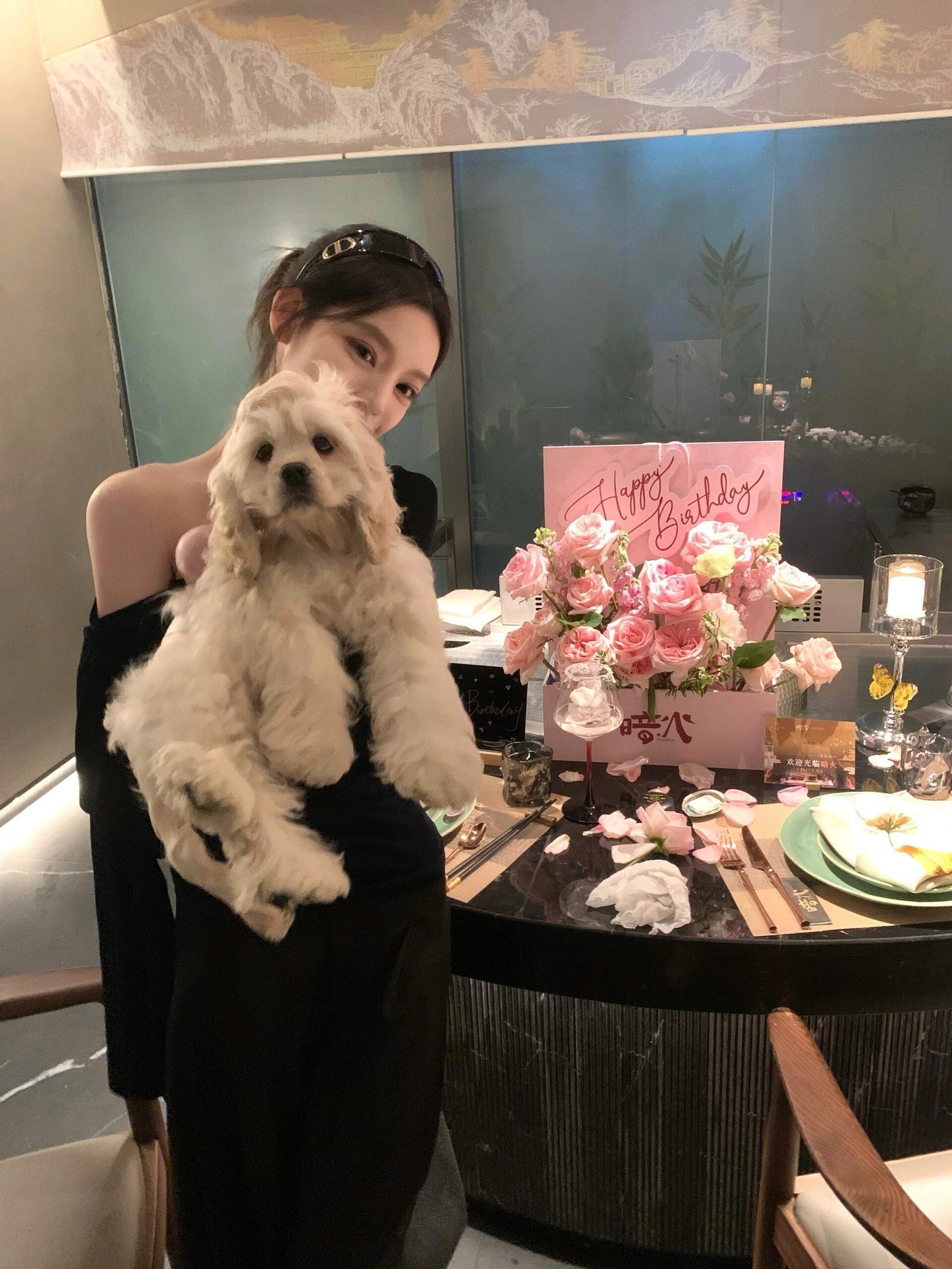 디올 VeryDior M1U 선글라스