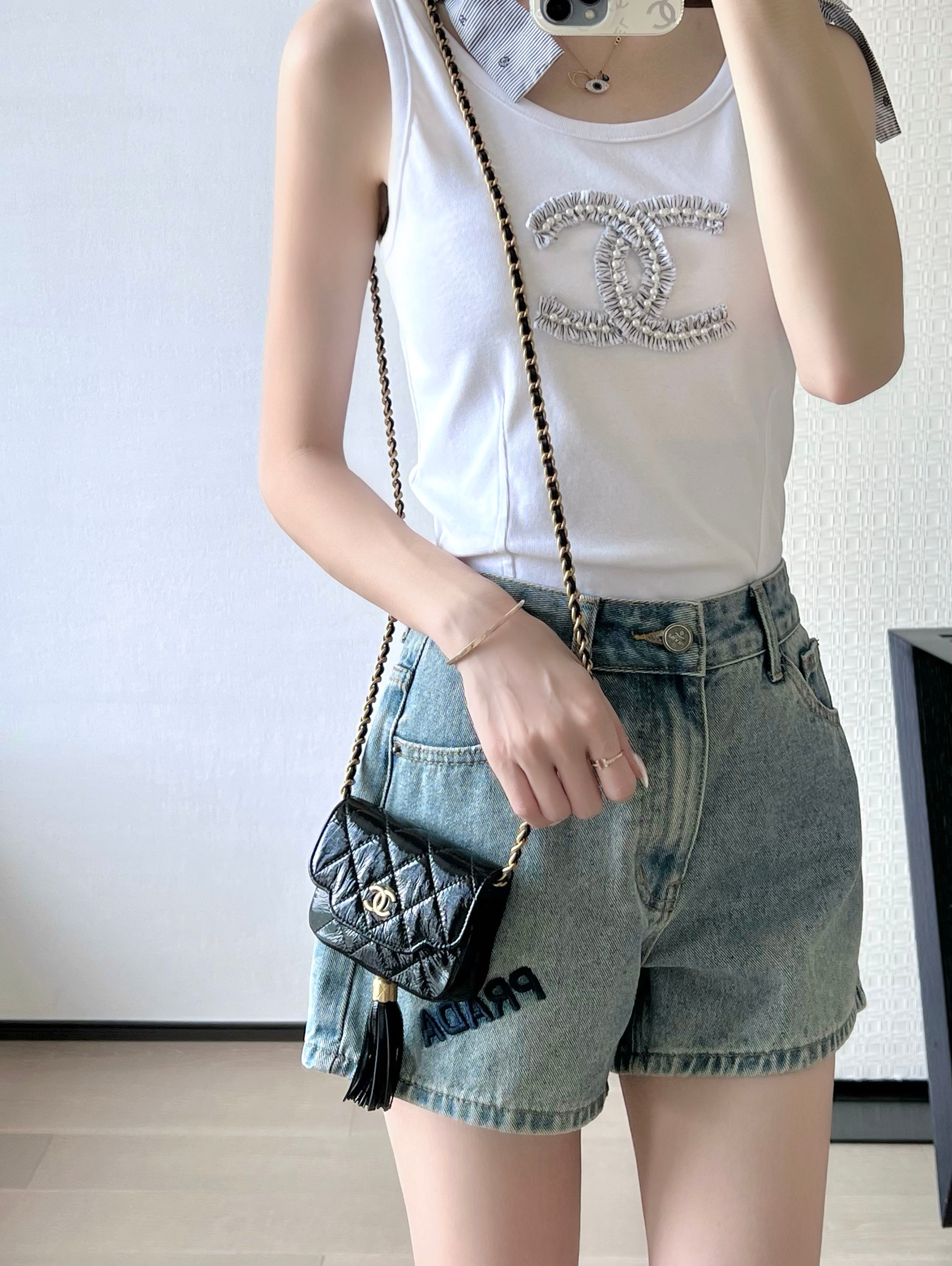 C 체인 달린 미니백