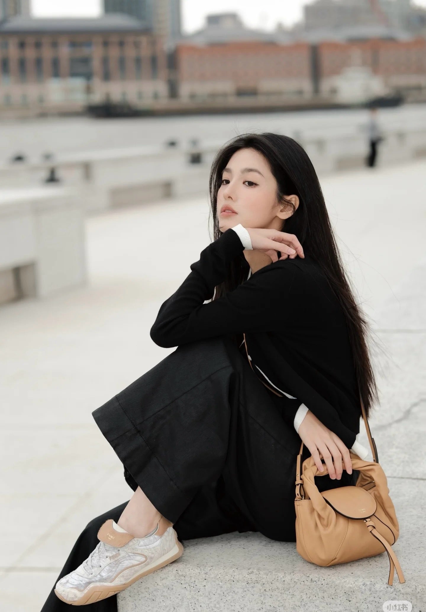 펜디 스파이 미니