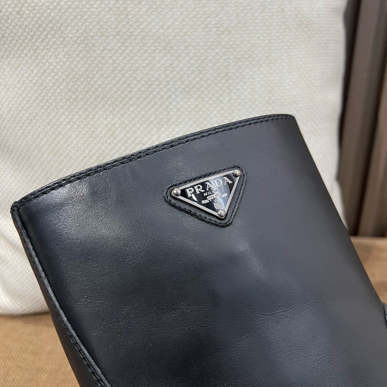 프라다 레더 부티