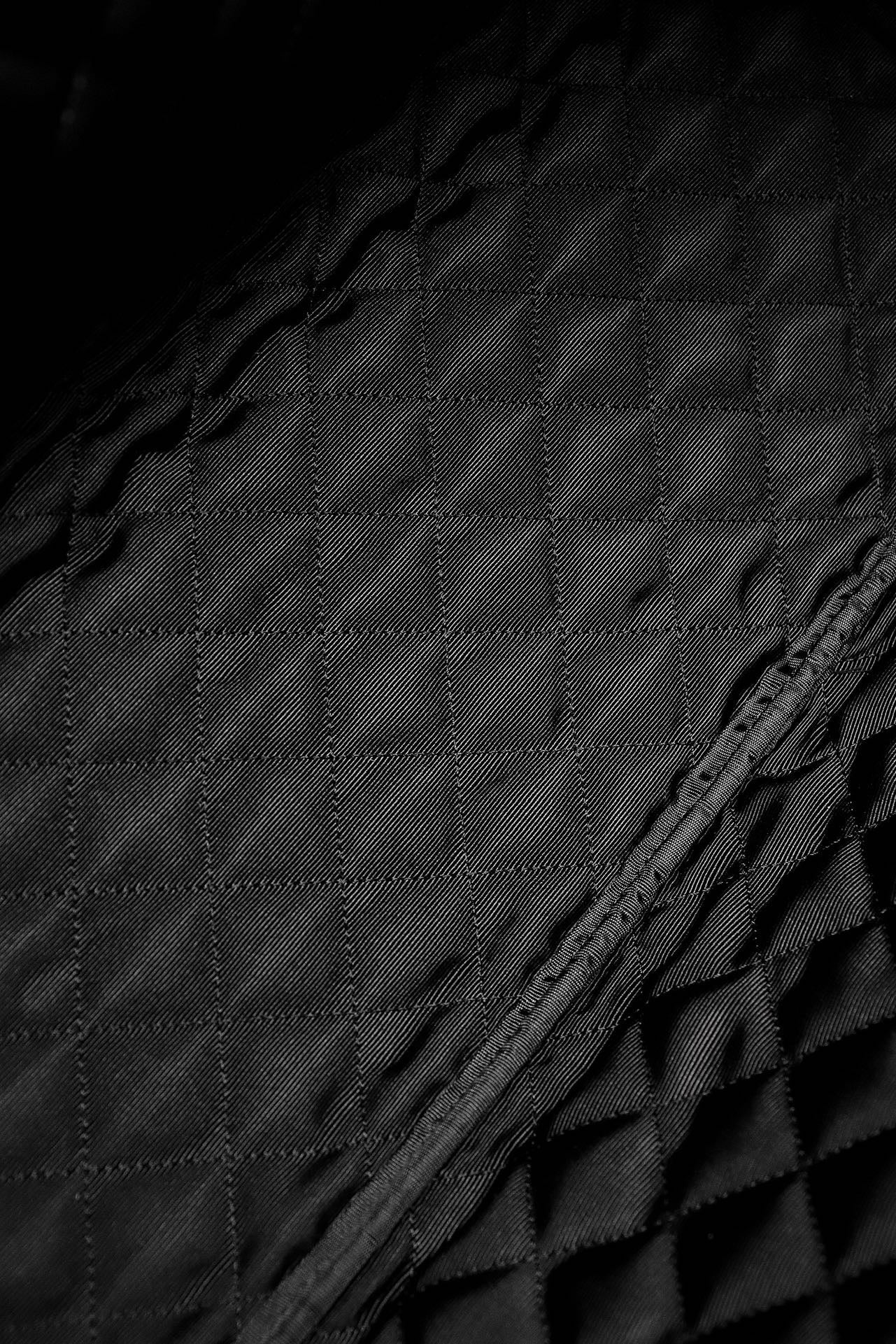 생로랑 퀼티드 레더 ES 자이언트 트래블백 블랙