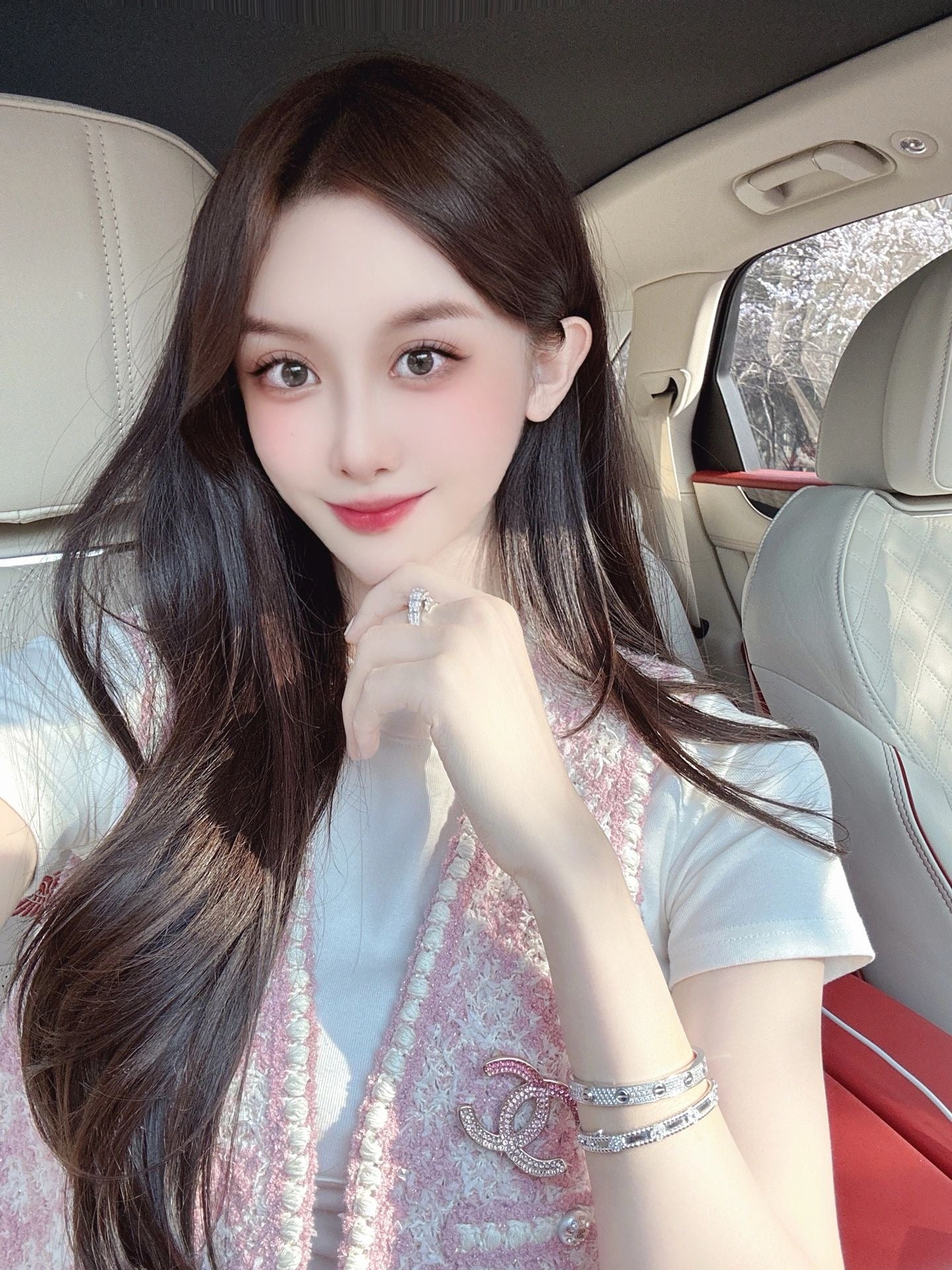 C 브로치 16