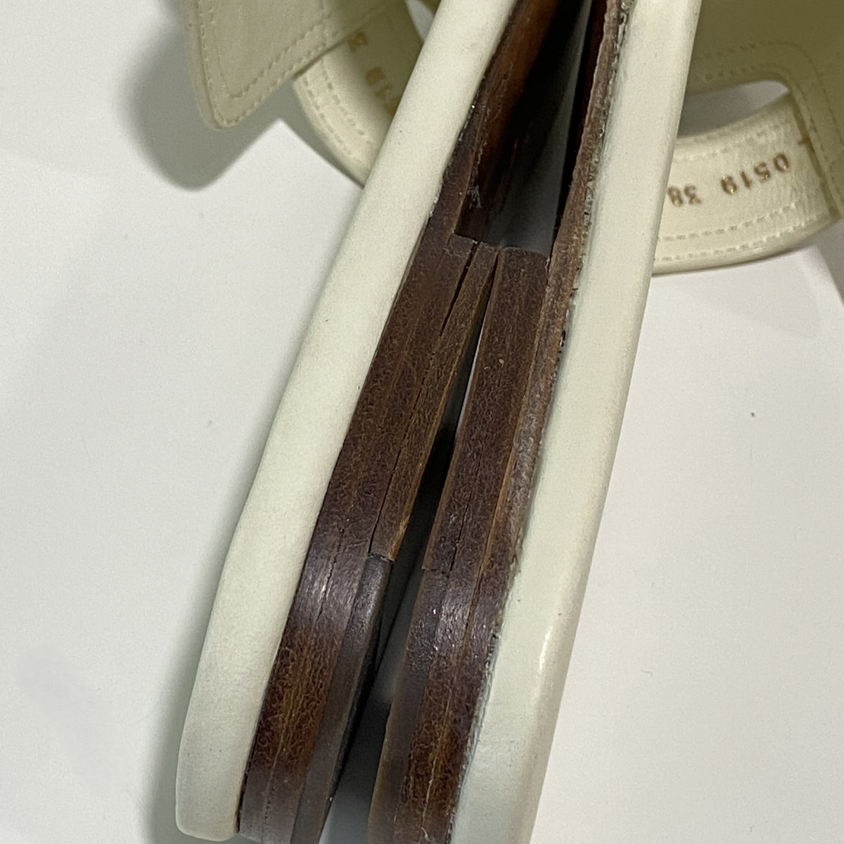 국내) 디올 30 몽테인 뮬 1CM / 화이트 < 37 1개 / 38 1개 >