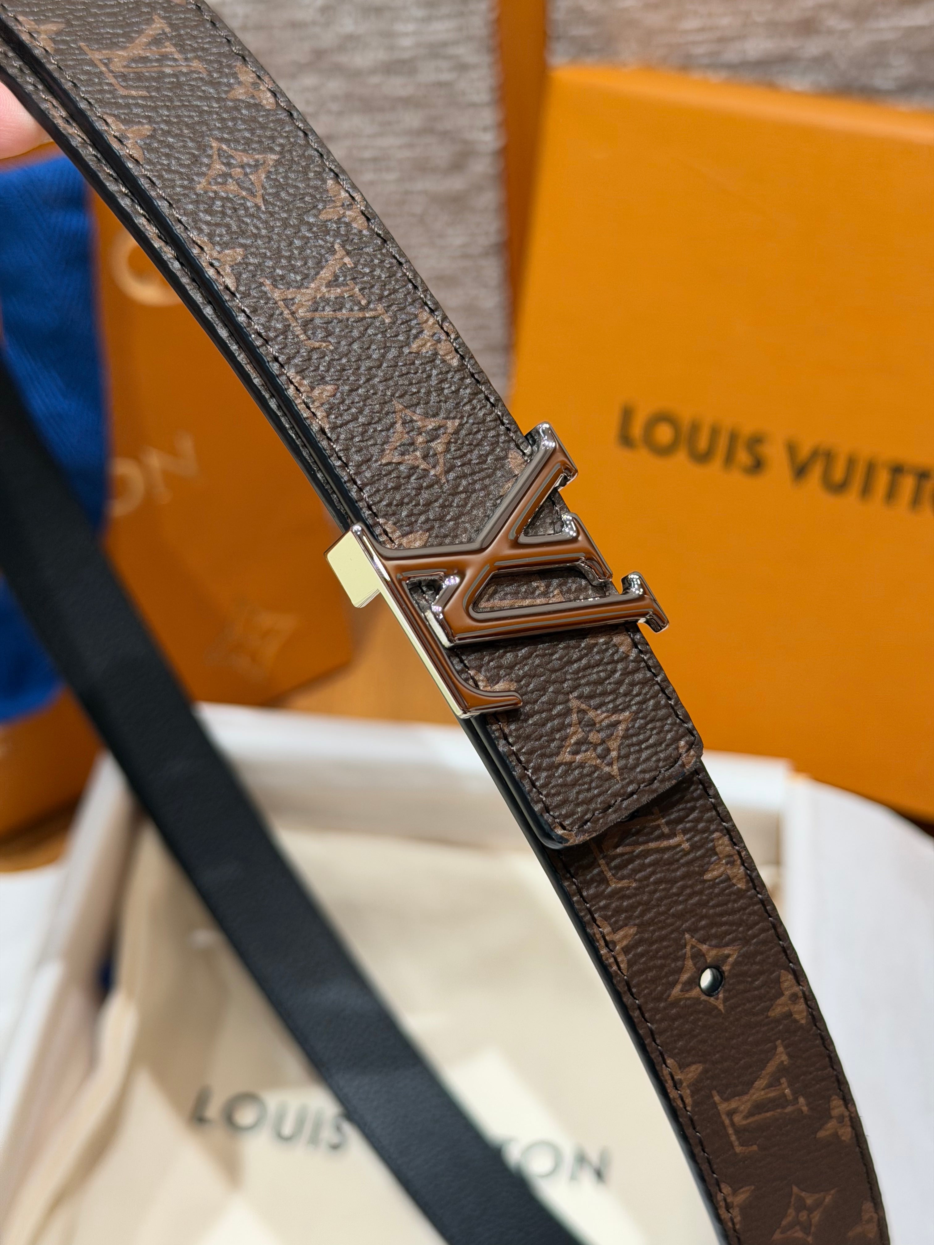 루이비통 여성 벨트 3