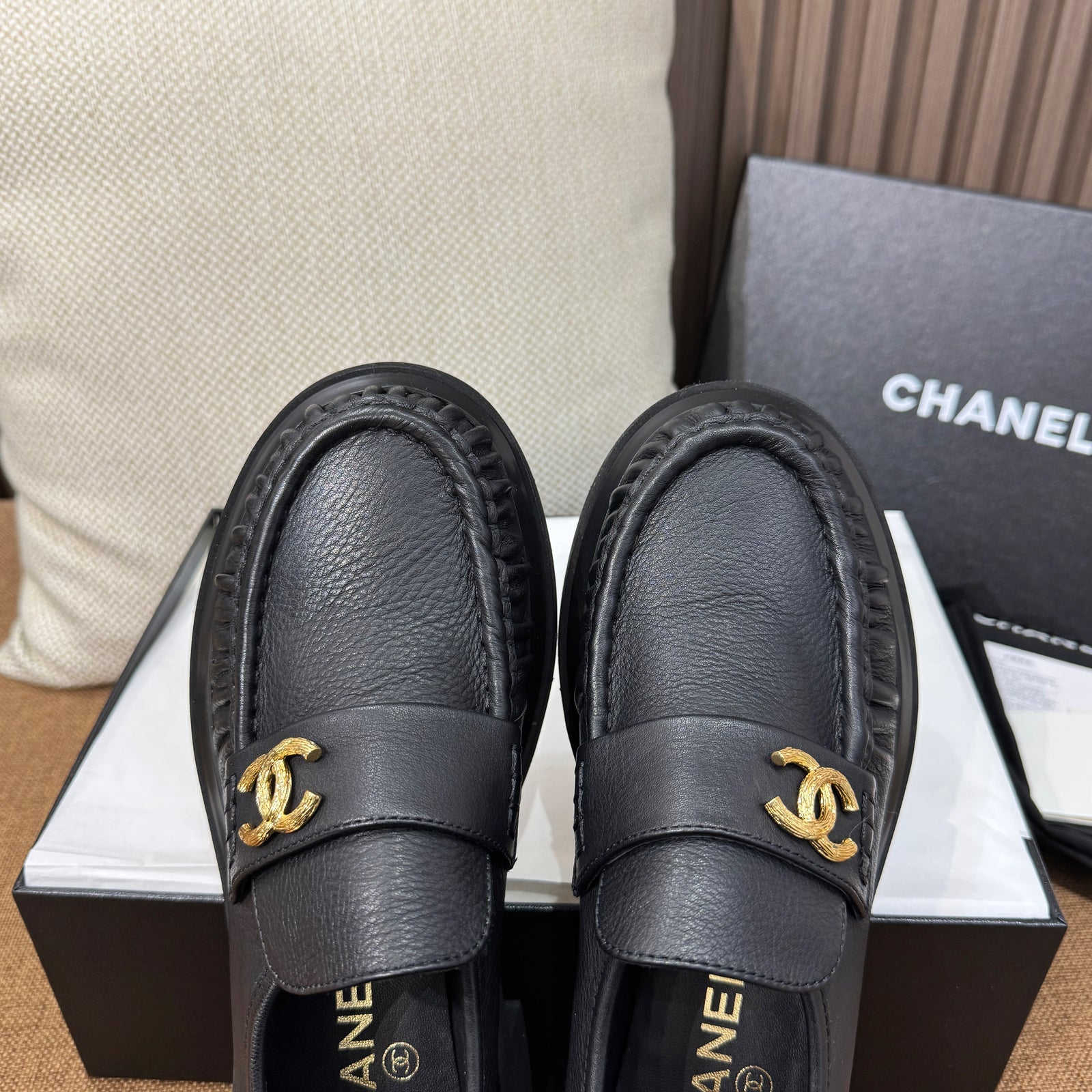 C 25C CC 로고 로퍼