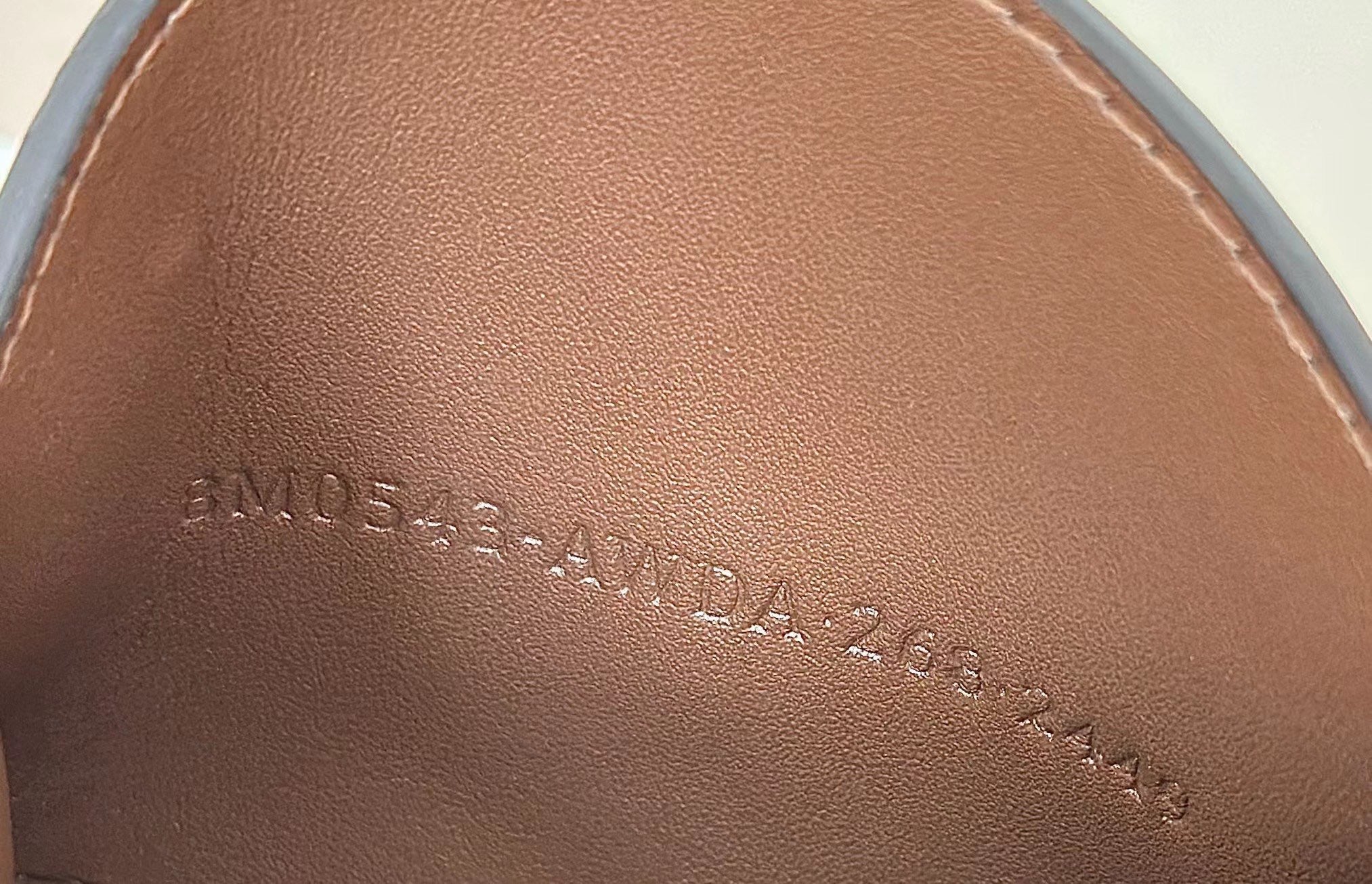 펜디 베스트 프렌즈 포에버 카드 케이스
