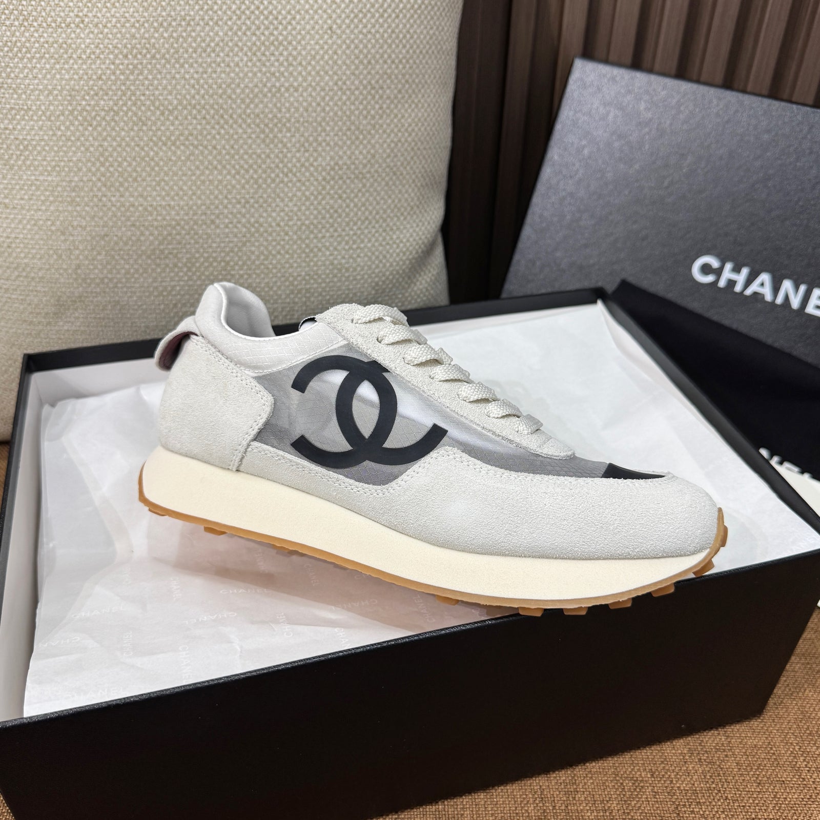 C 26SS 패브릭 스웨이드 카프스킨 스니커즈