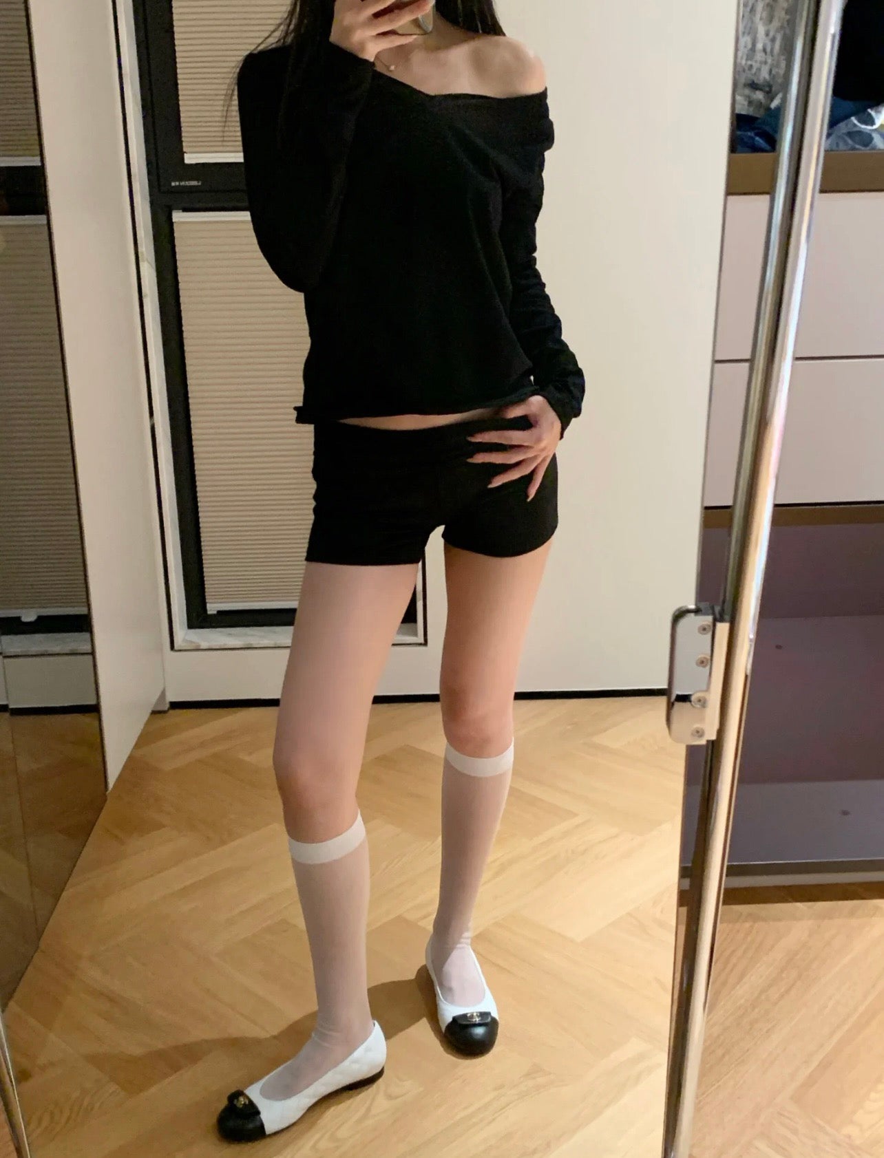 C 24B 턴락 퀄팅 발레리나 플랫 슈즈