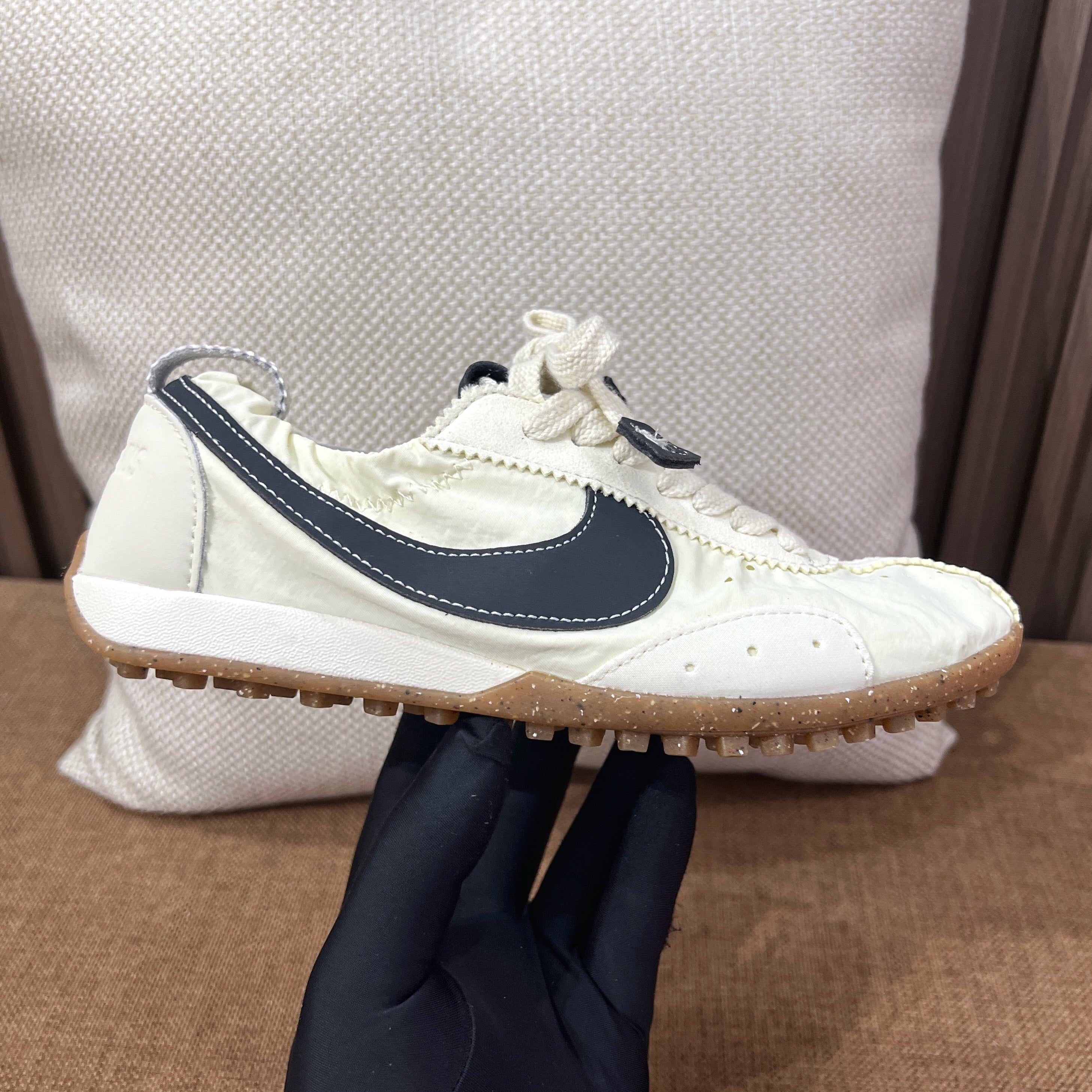 나이키 x 자크뮈스 문 슈즈
