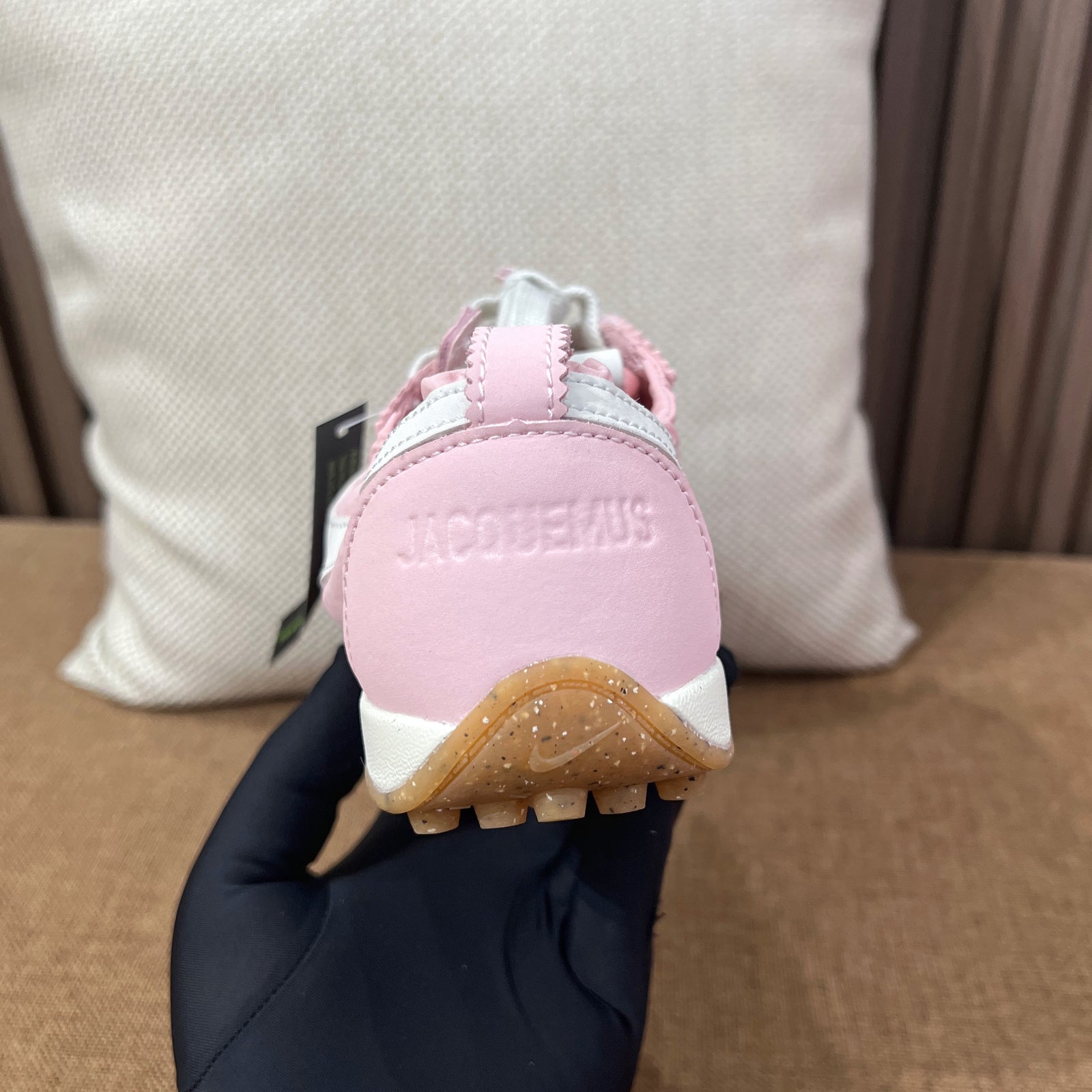 나이키 x 자크뮈스 문 슈즈