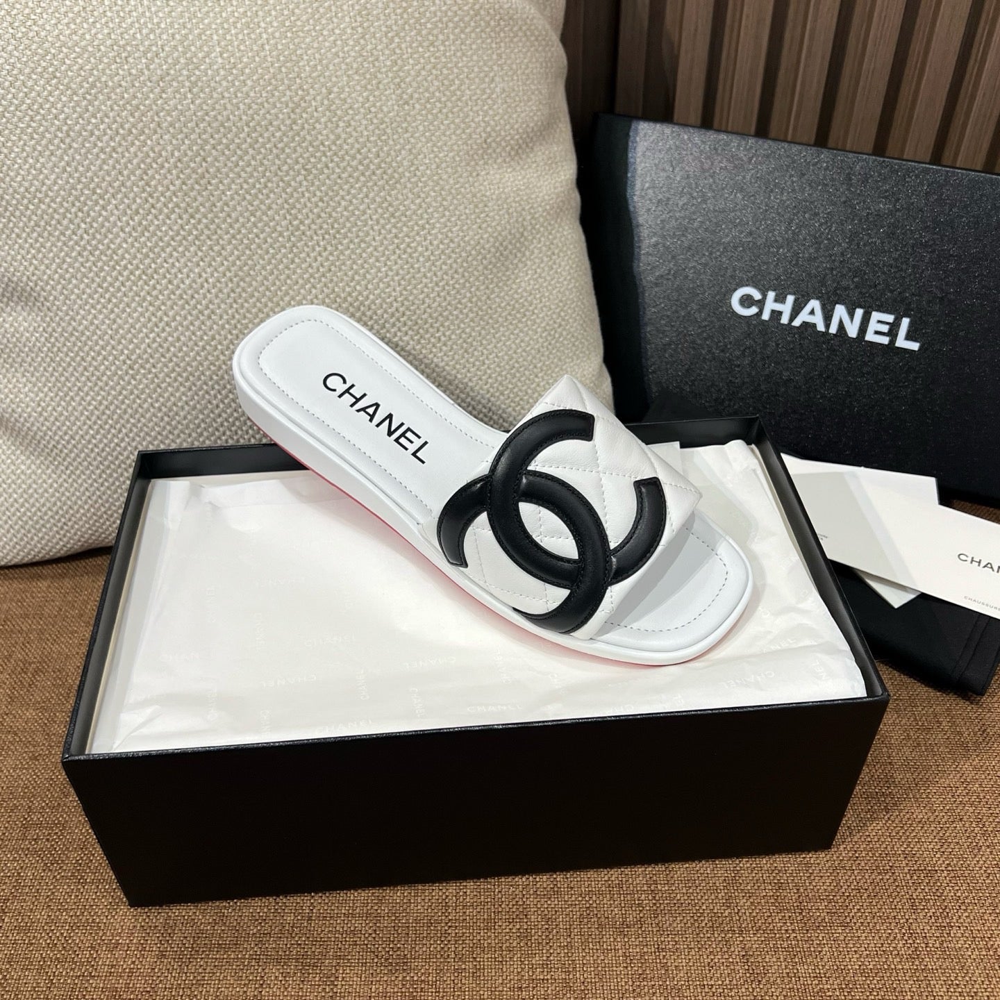 C CC 퀄팅 슬리퍼