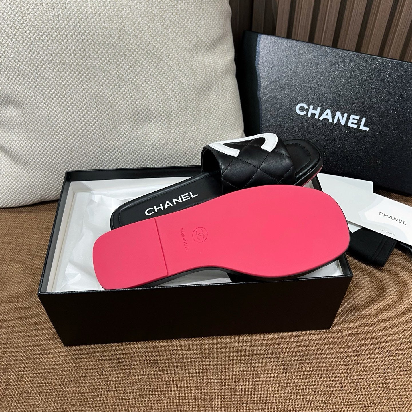 C CC 퀄팅 슬리퍼