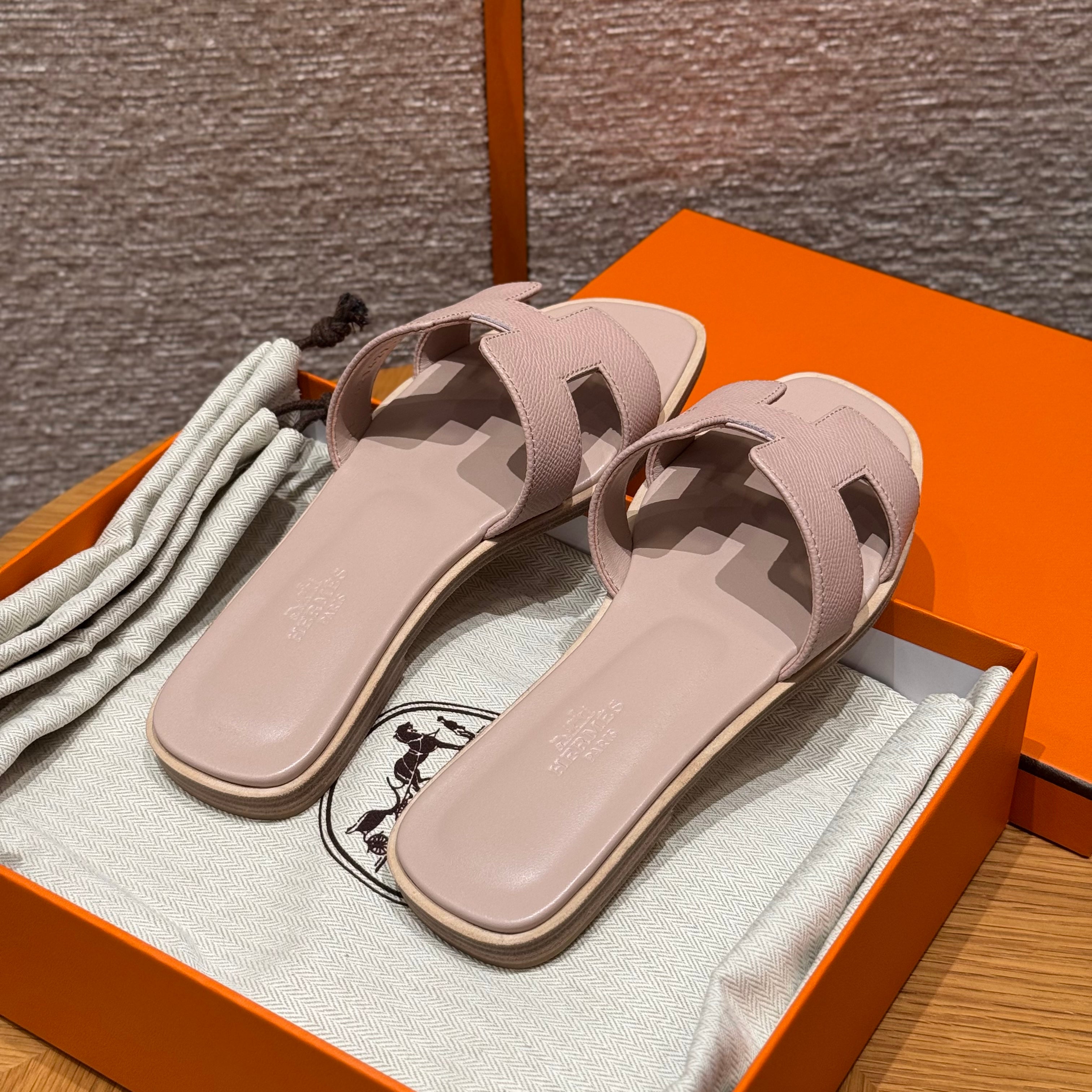 에르메스 Oran 오란 슬리퍼 앱송