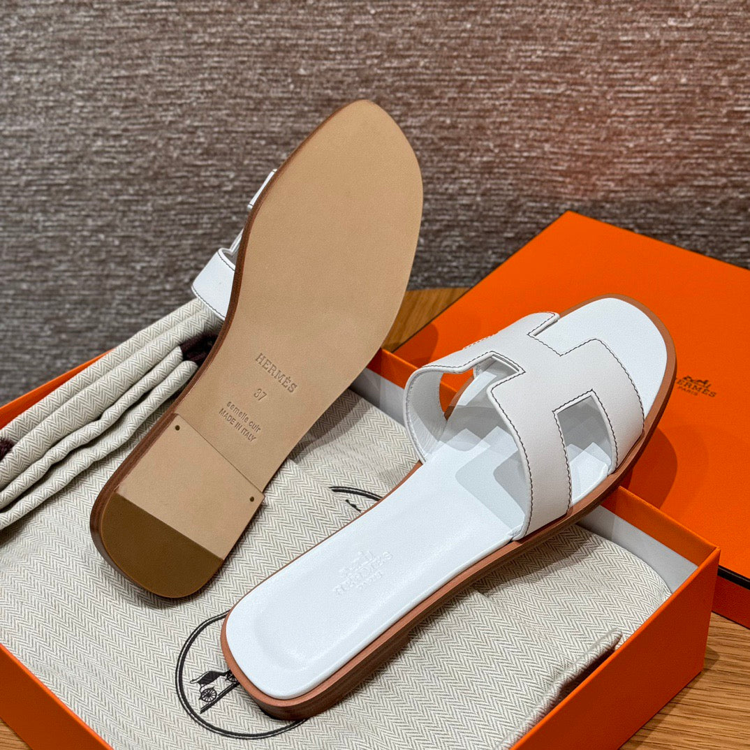 에르메스 Oran 오란 슬리퍼 스위프트