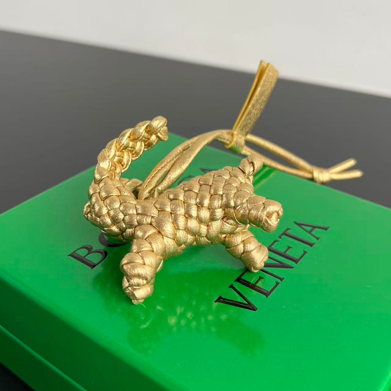 보테가 베네타 레빗 백참