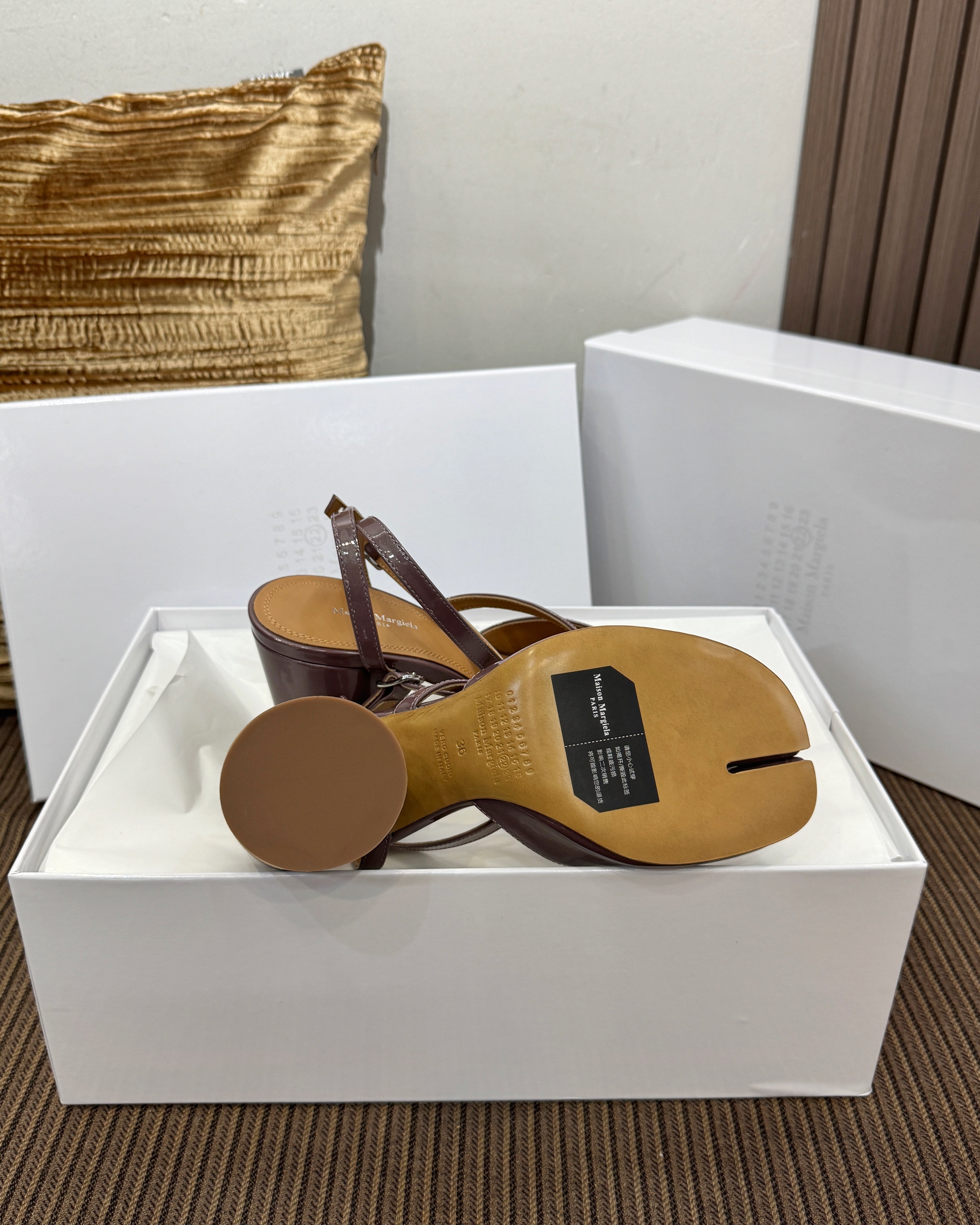 메종 마르지엘라 타비 펌프 샌들