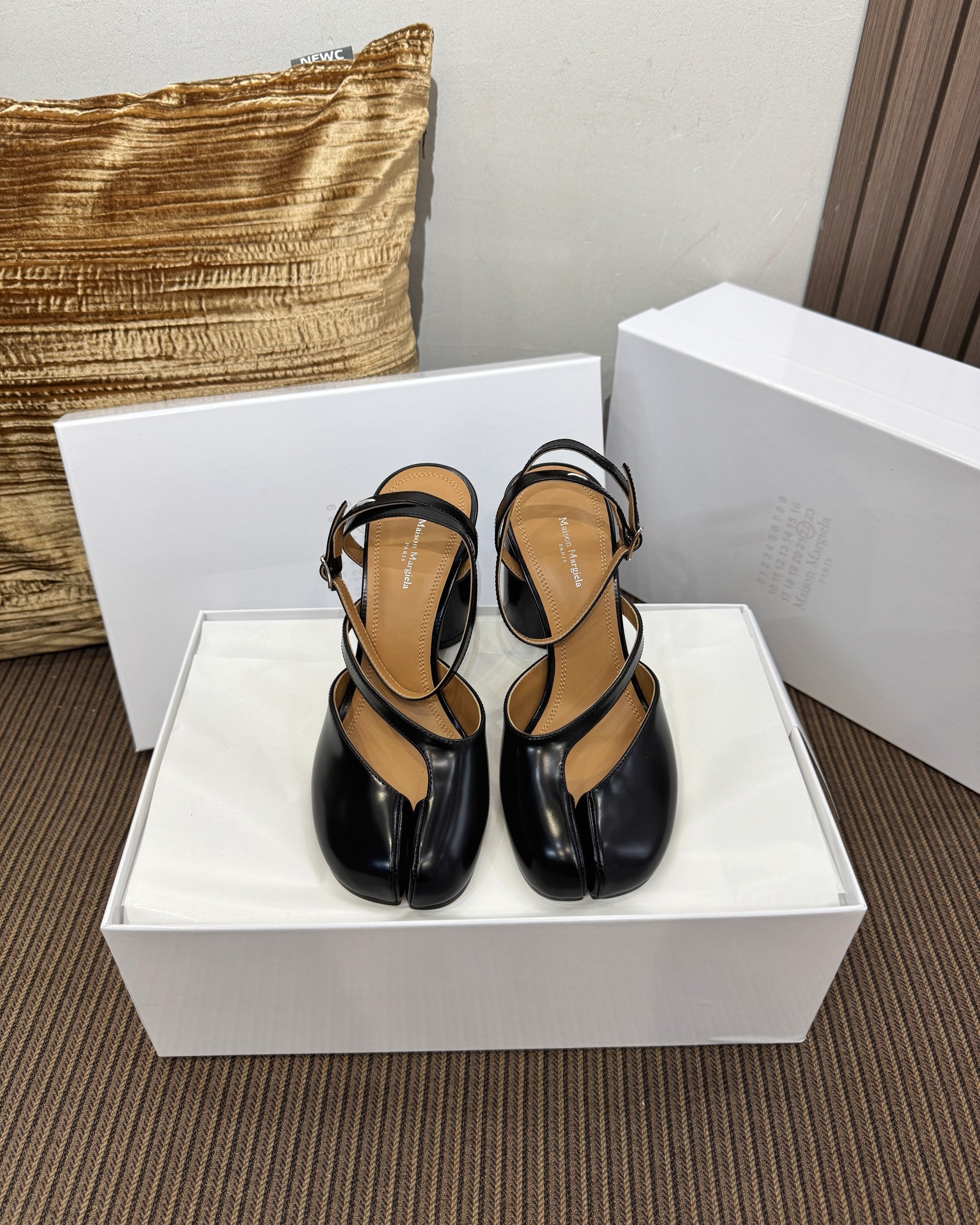 메종 마르지엘라 타비 펌프 샌들