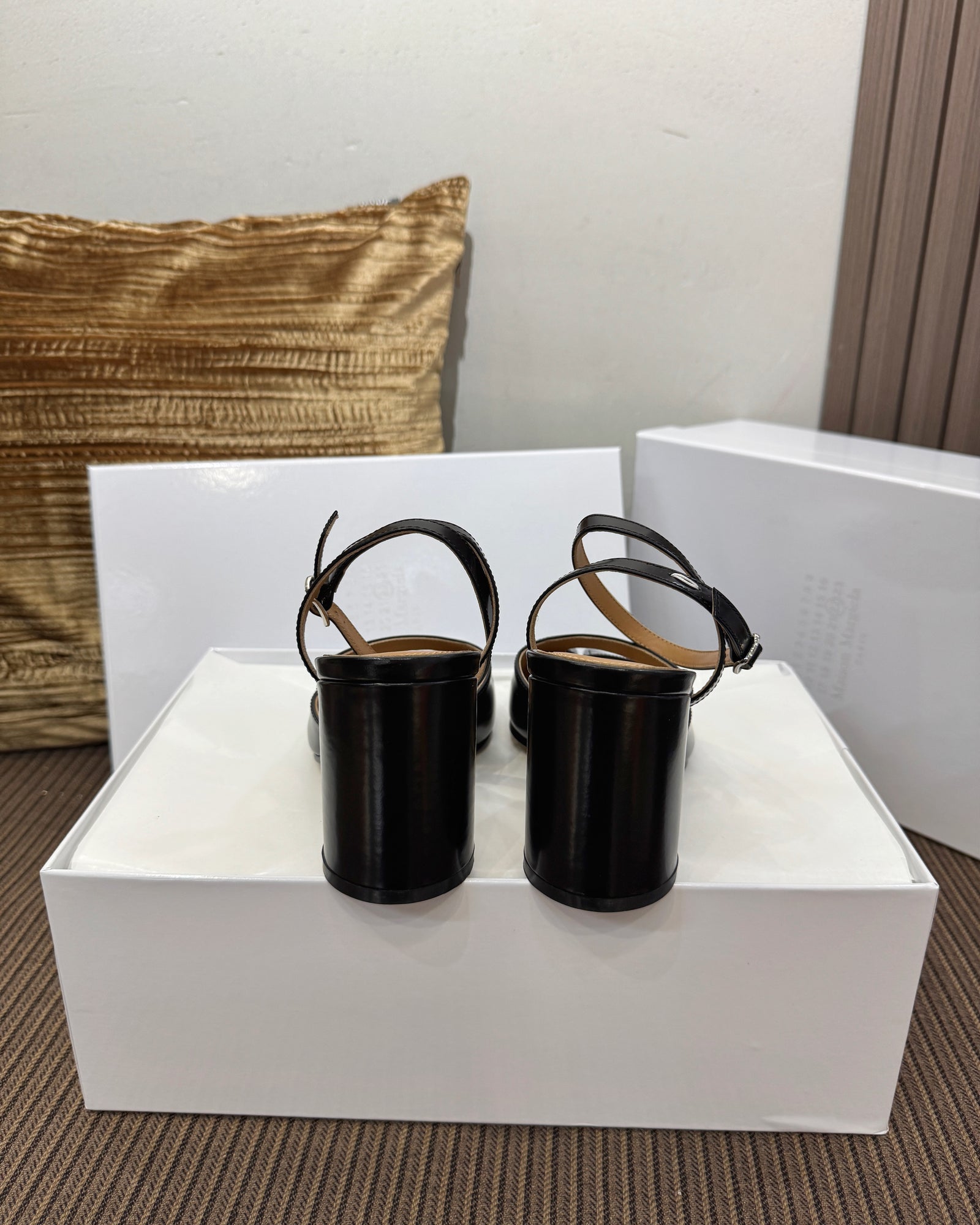 메종 마르지엘라 타비 펌프 샌들