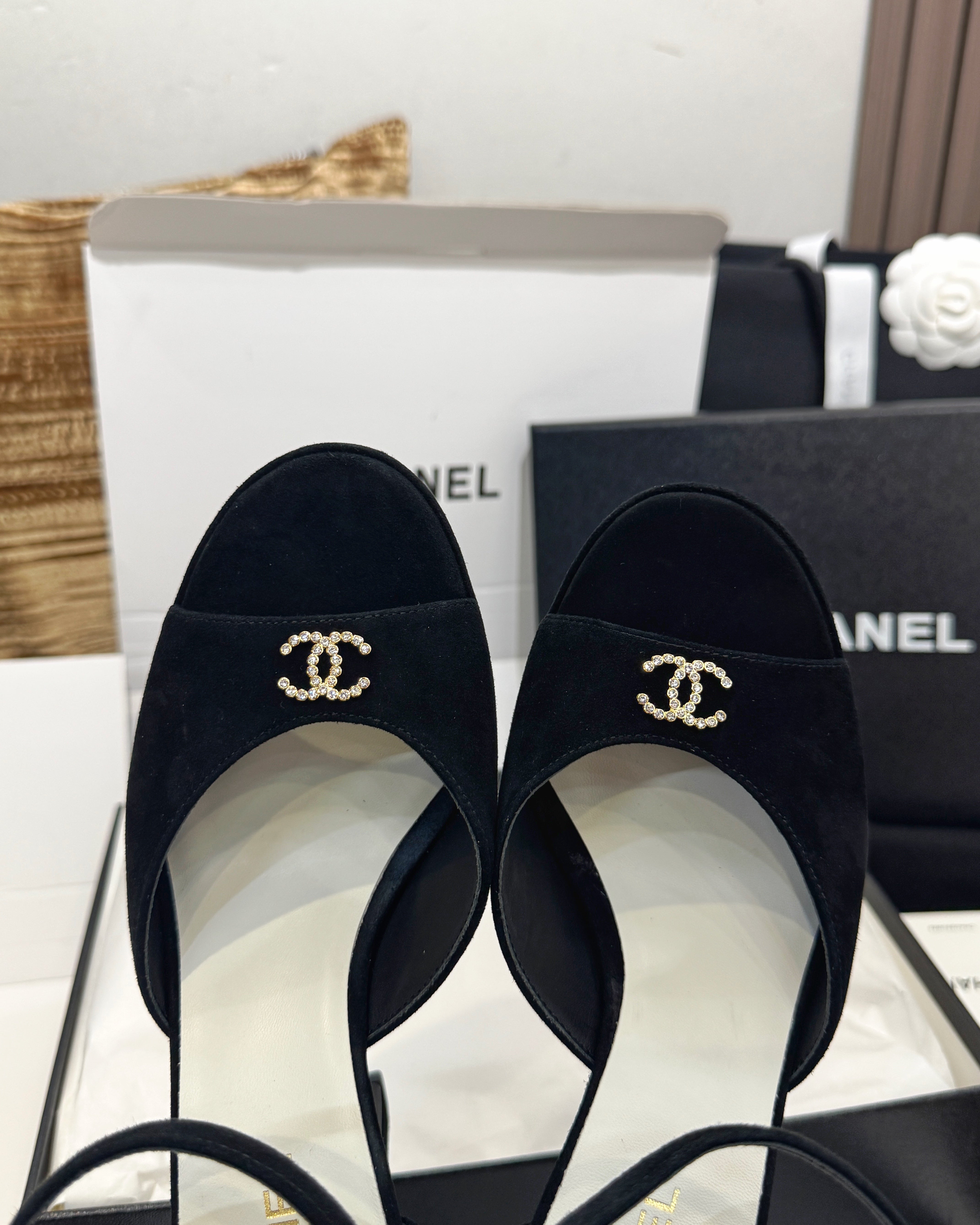 C 스웨이드 하이힐 샌들
