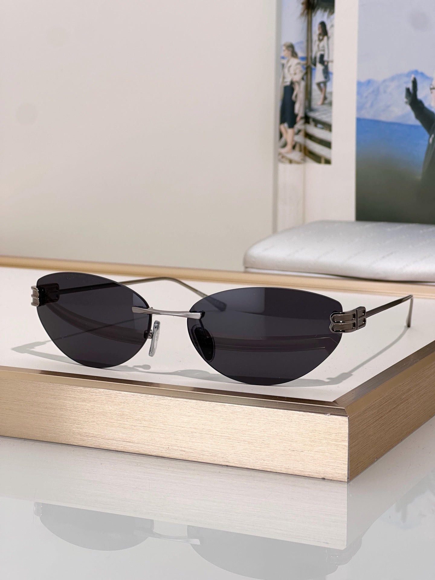 발렌시아가 선글라스 BB0486S