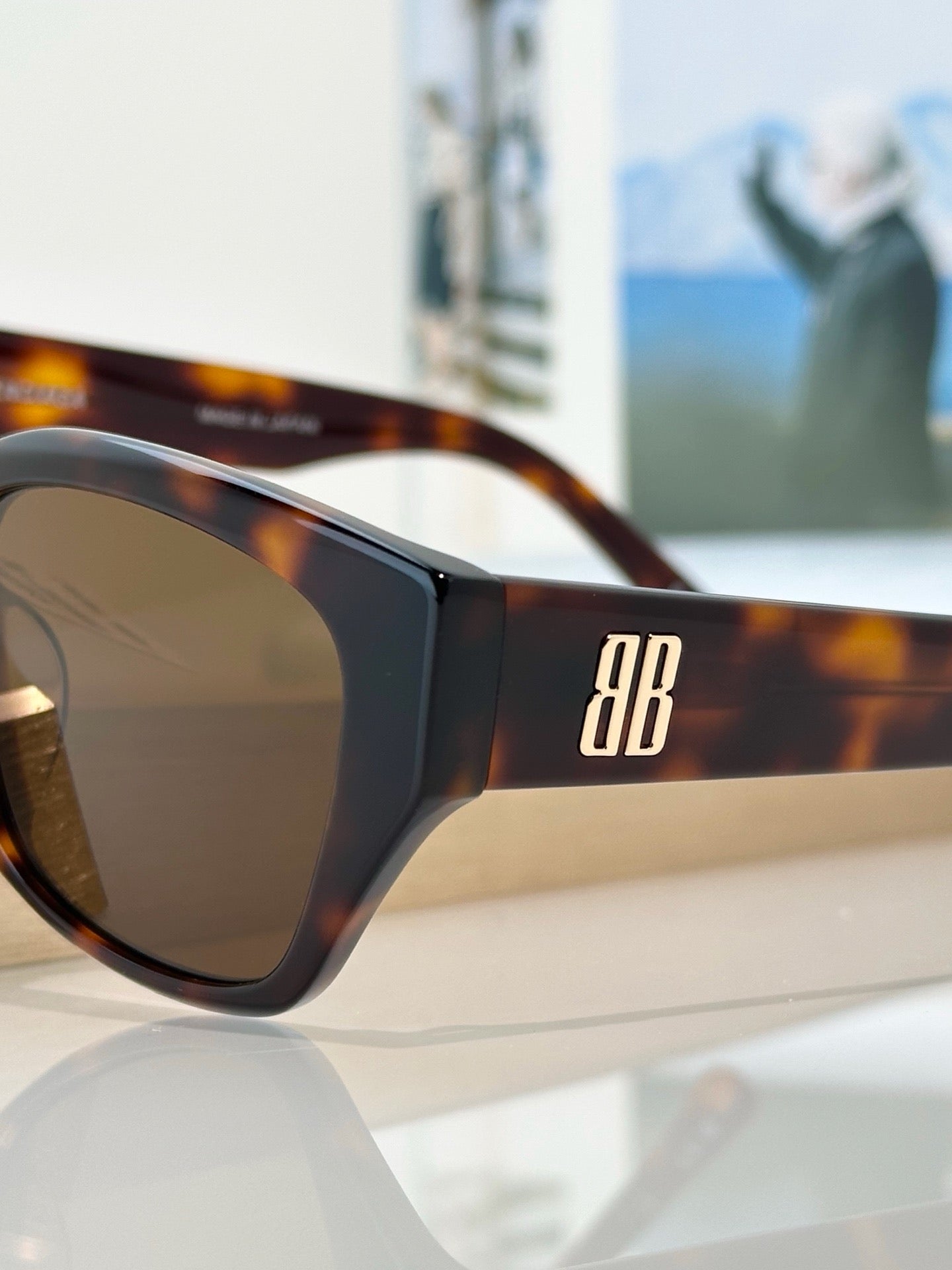 발렌시아가 선글라스 BB0480SK