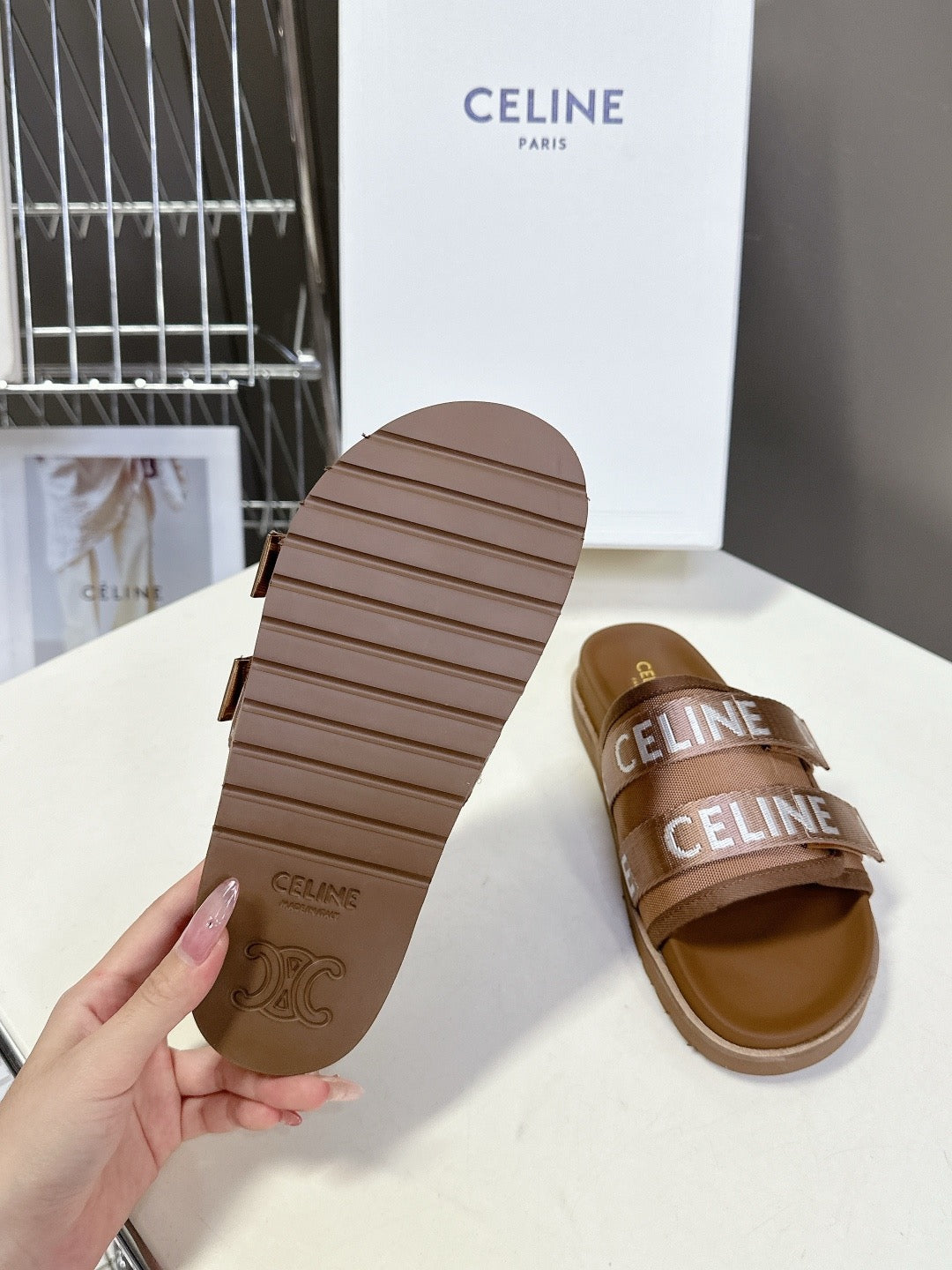 CEL 피테아 샌들