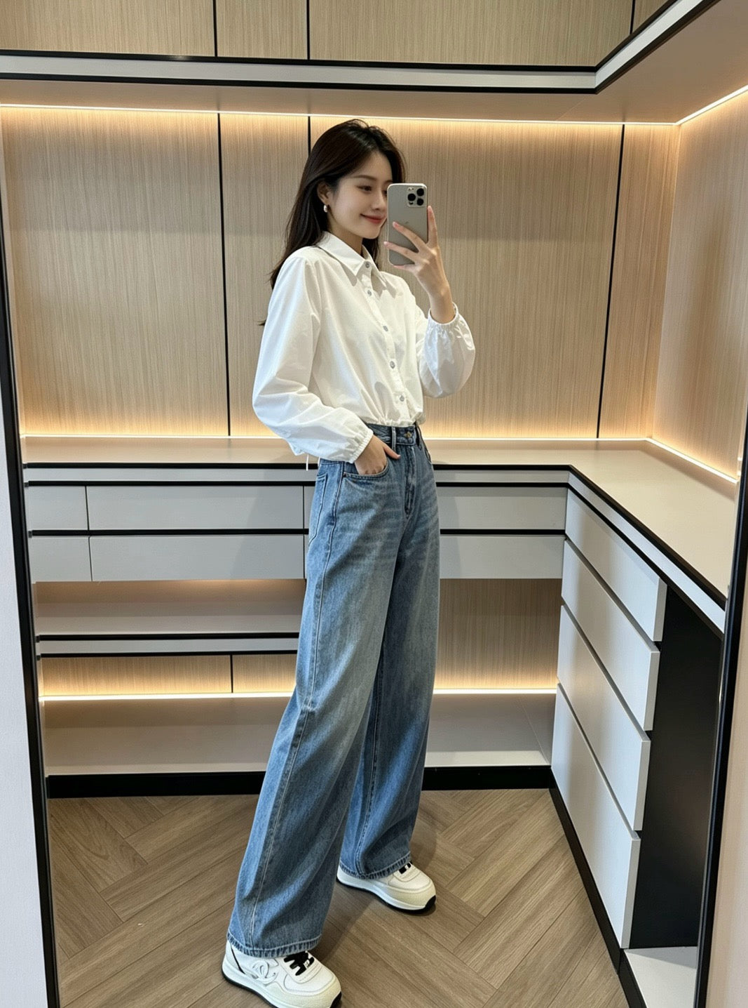 프라다 삼각고로 중청 데님