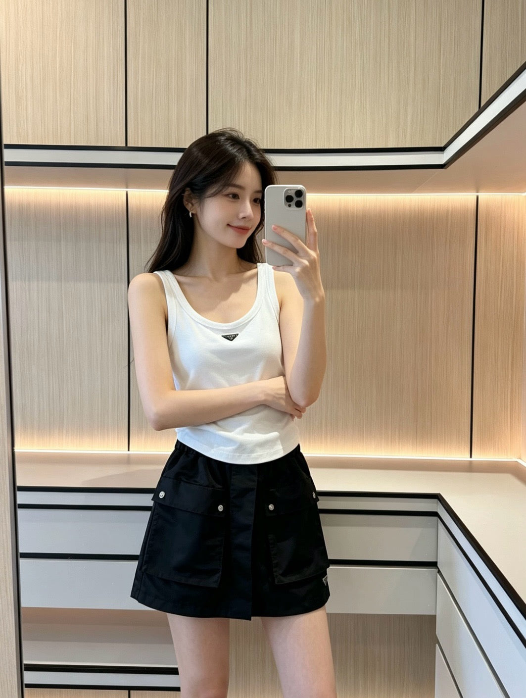 프라다 리나일론 미니 스커트