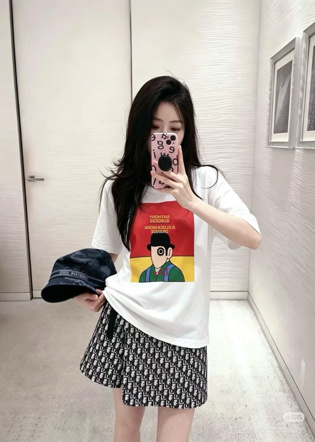 디올 북 토트 프린트 티셔츠