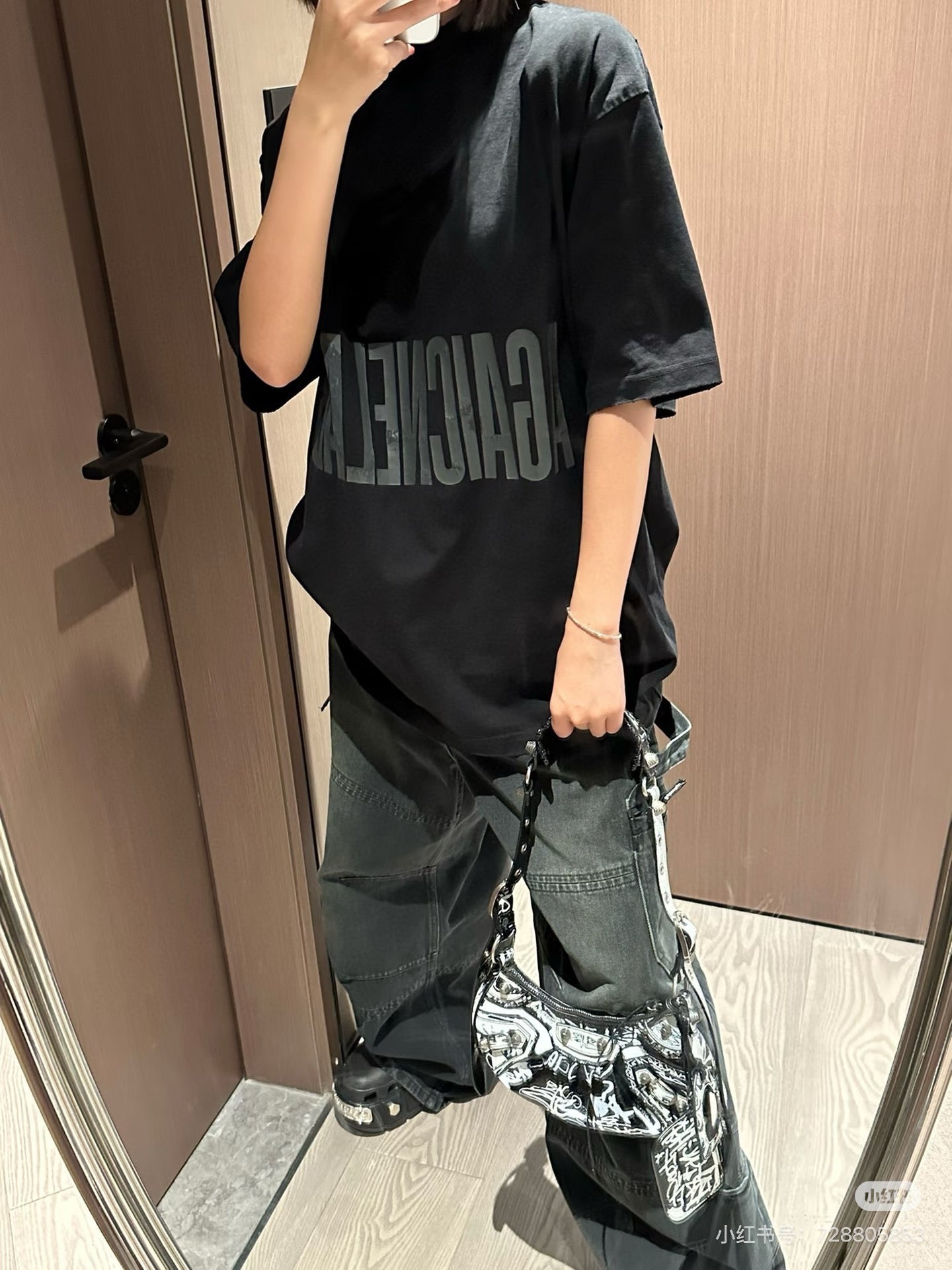 발렌시아가 아가이크넬라브 프린팅 티셔츠
