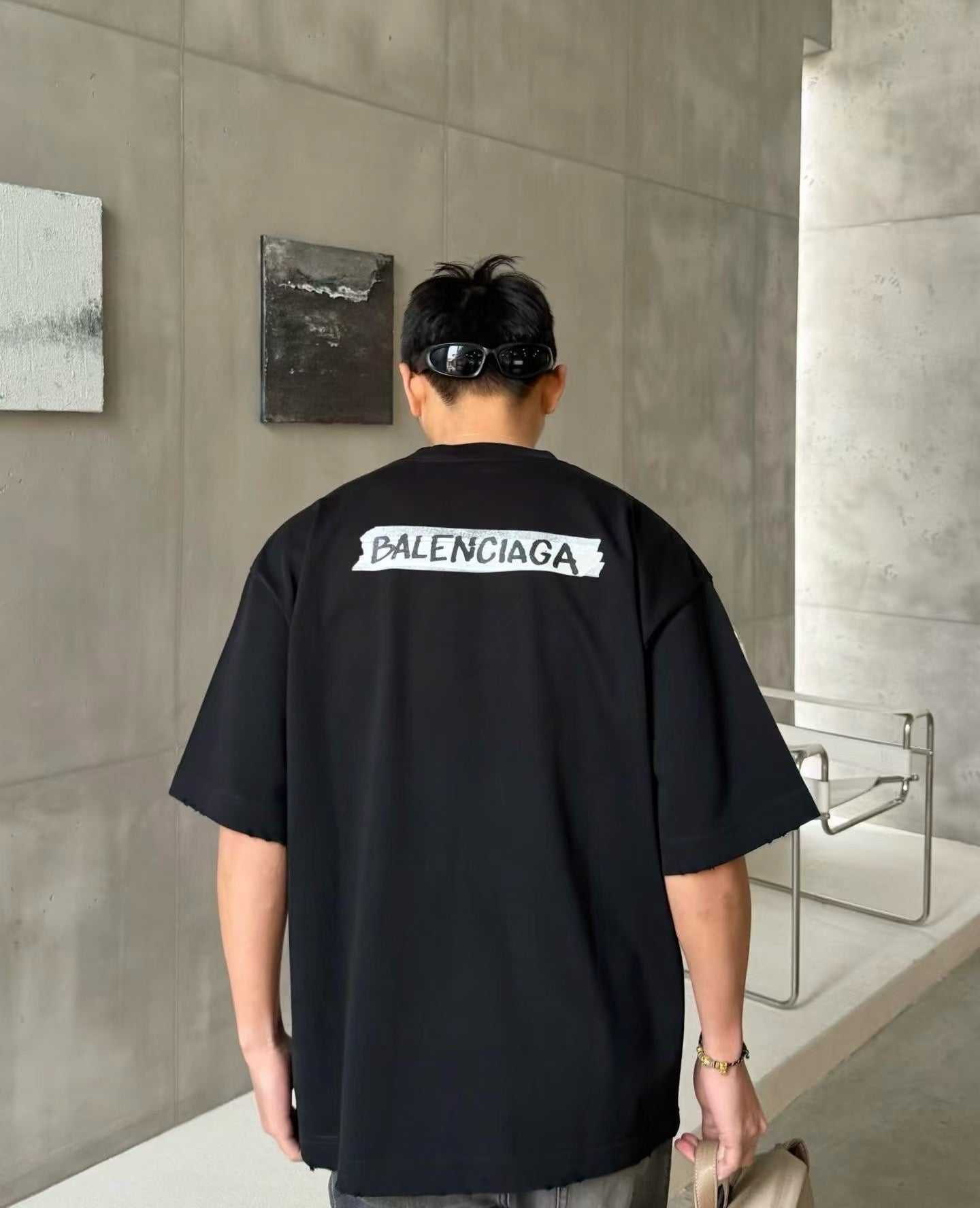 발렌시아가 마스킹 테이프 티셔츠