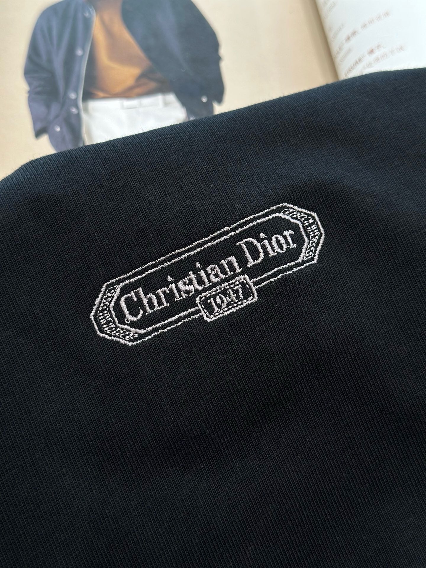디올 Christian Dior 자수 코튼 저지 티셔츠